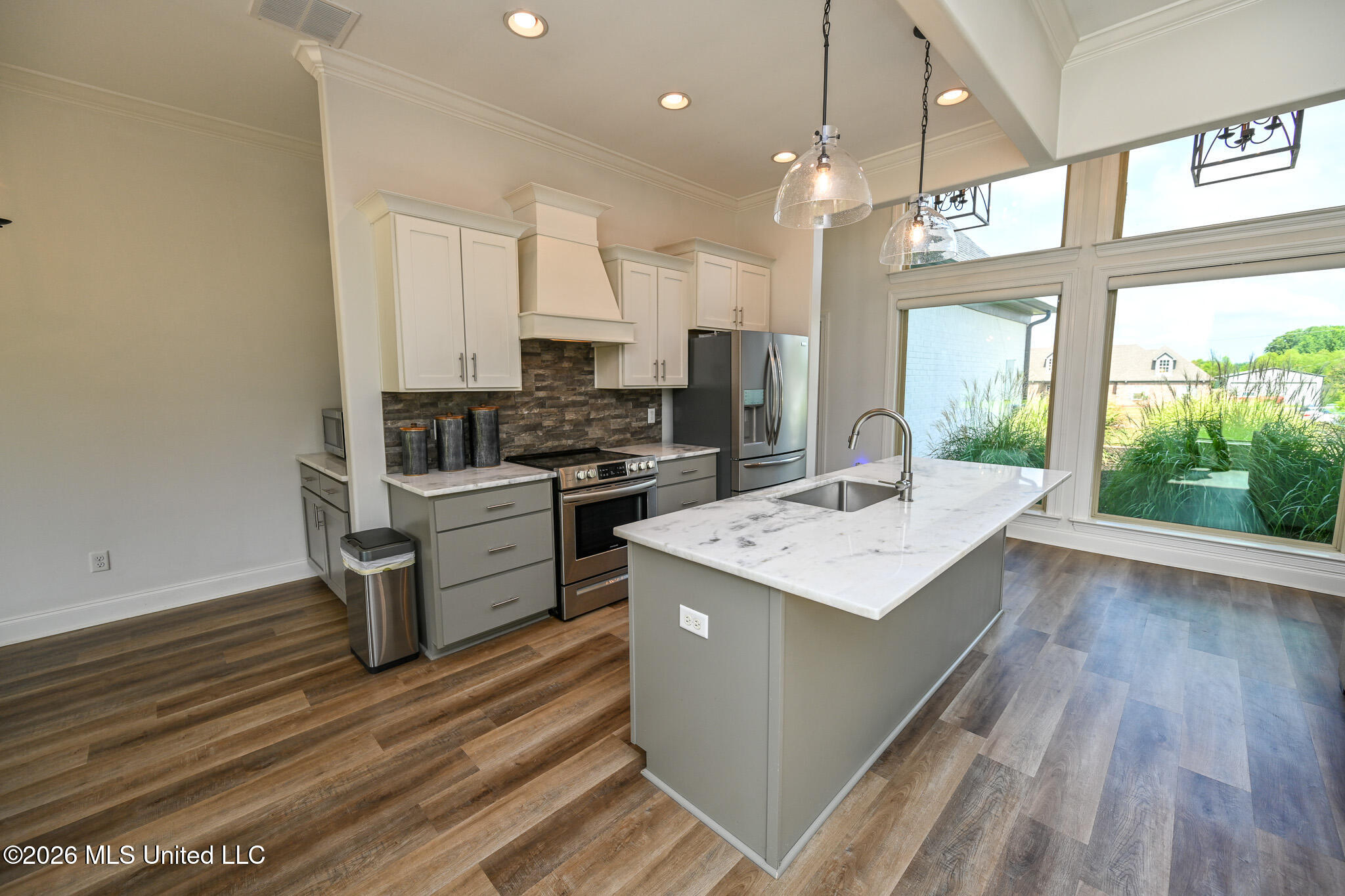 730 Moore Loop Property Photo 16