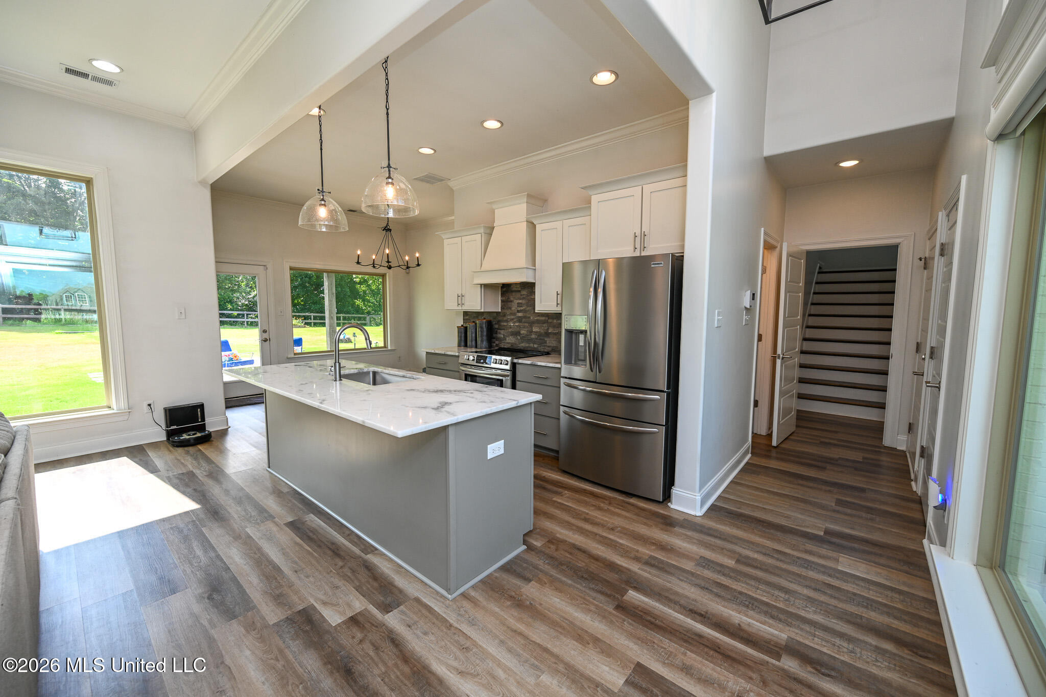 730 Moore Loop Property Photo 17