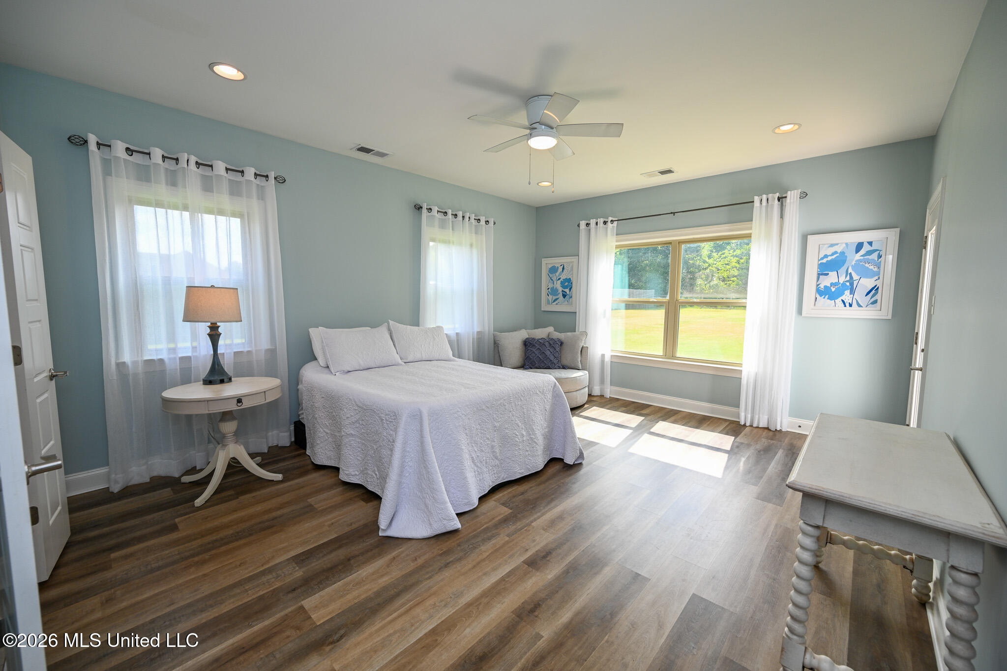 730 Moore Loop Property Photo 24
