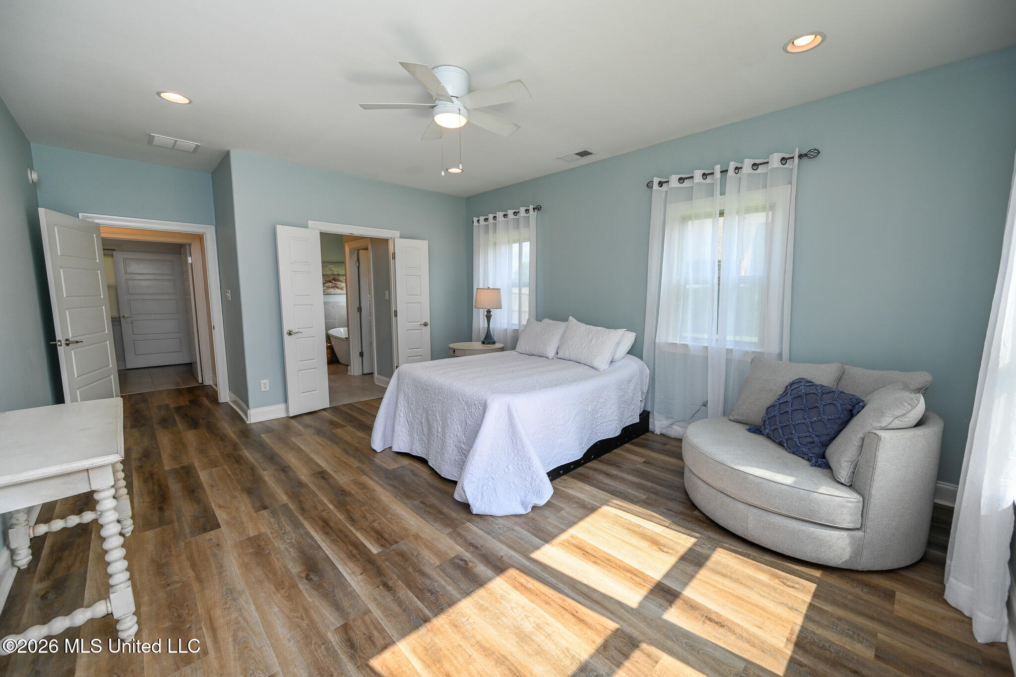 730 Moore Loop Property Photo 25