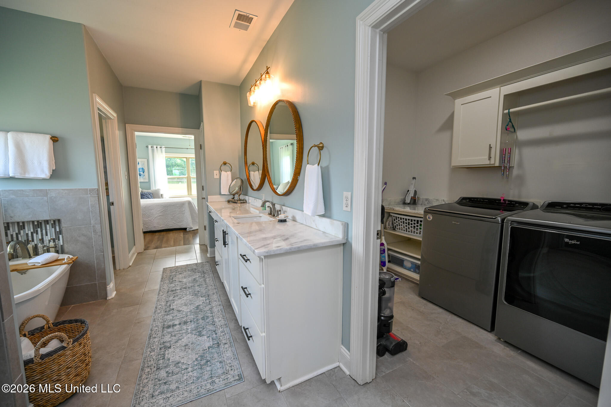 730 Moore Loop Property Photo 30