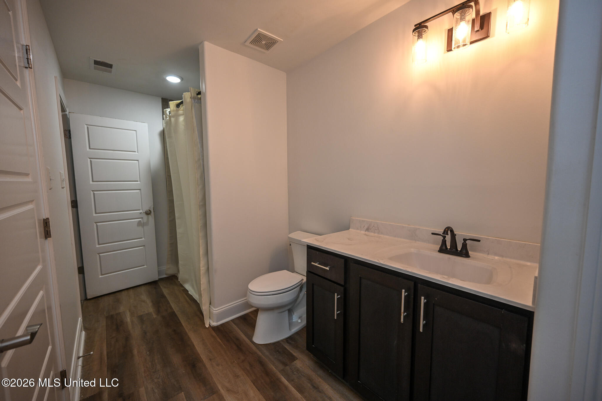 730 Moore Loop Property Photo 42