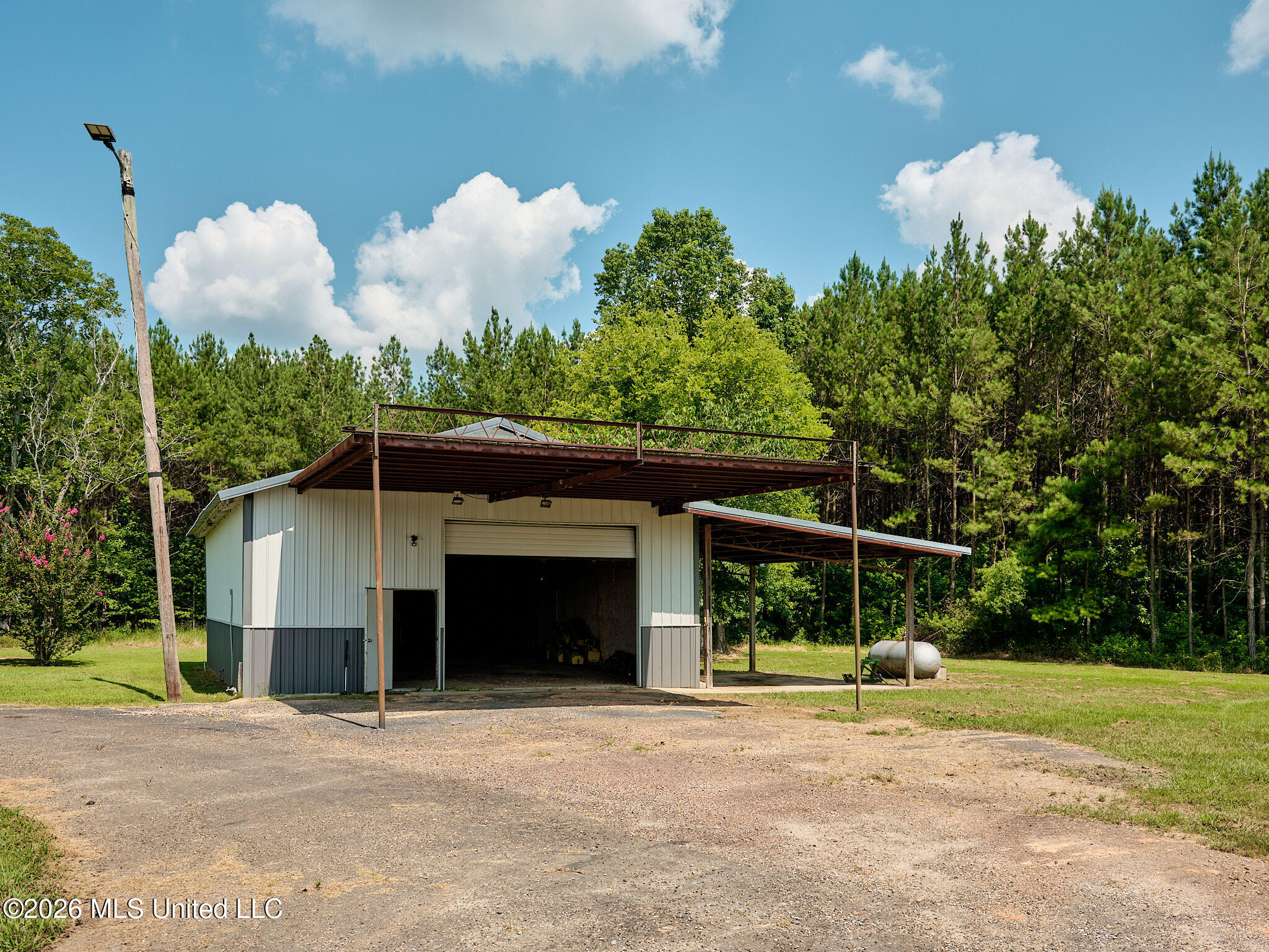 79 County Road 2349 Property Photo 34