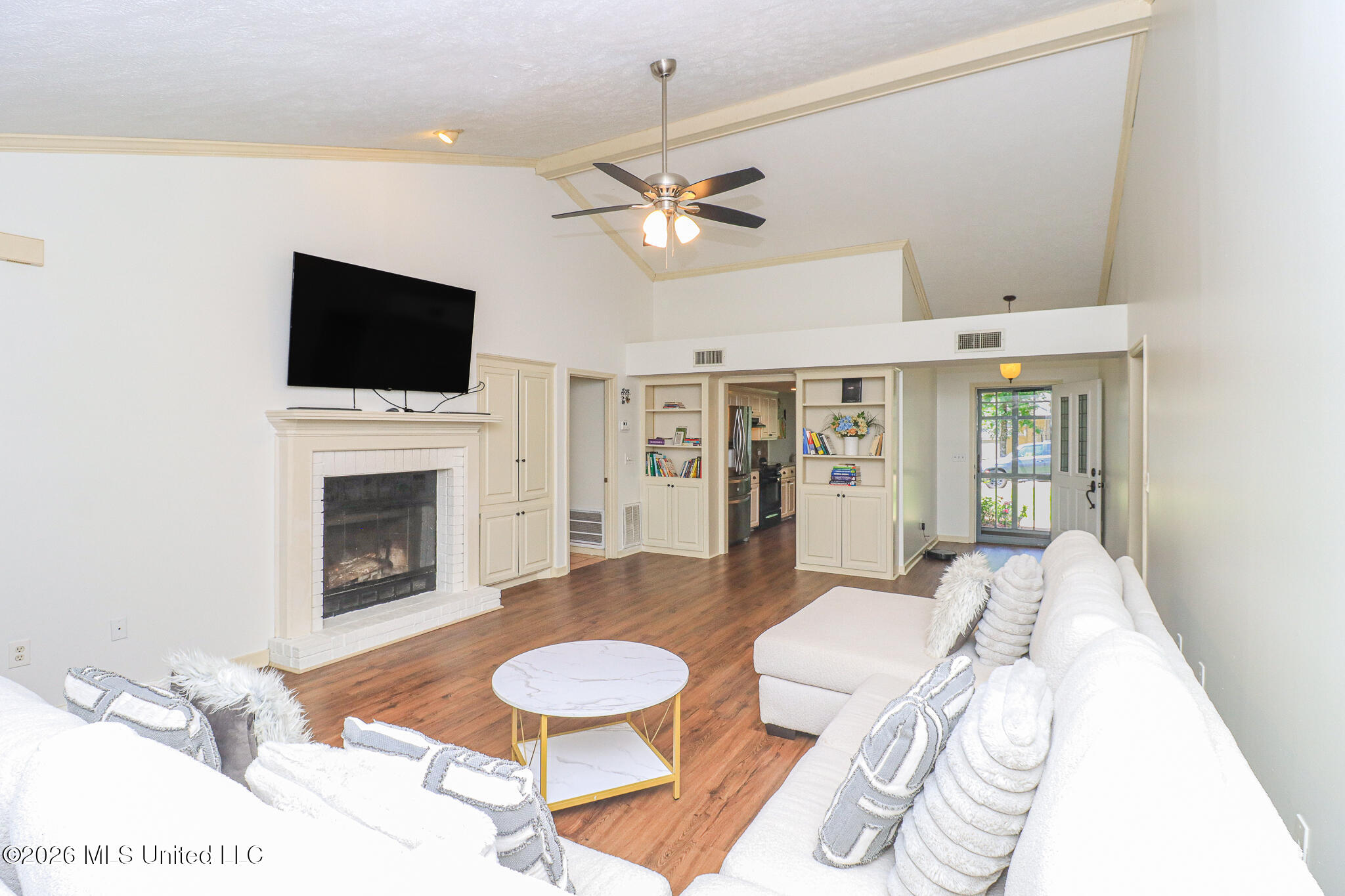 123 Caribbean Cove Property Photo 7