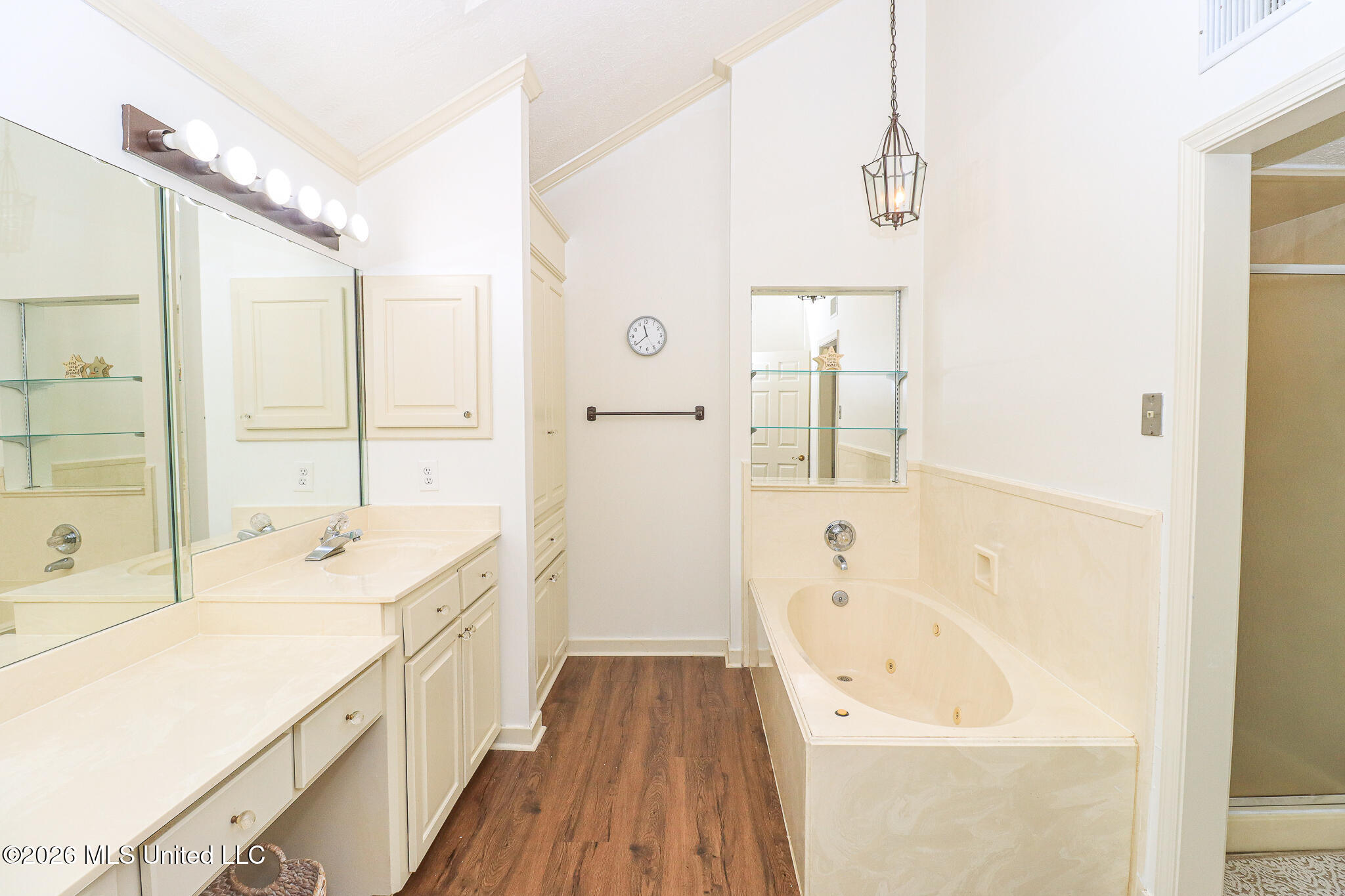 123 Caribbean Cove Property Photo 33