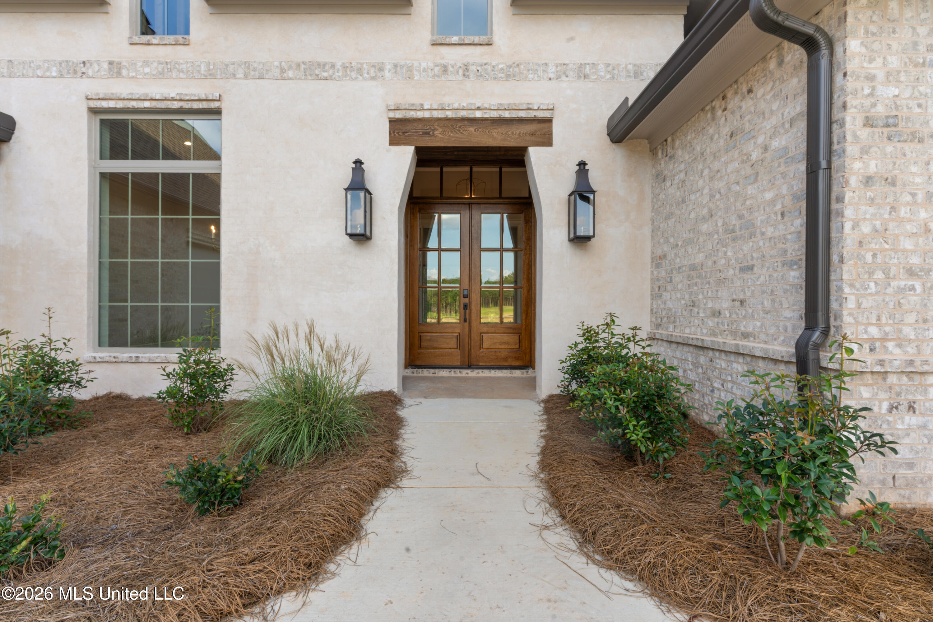 637 Big Valley Loop Property Photo 5