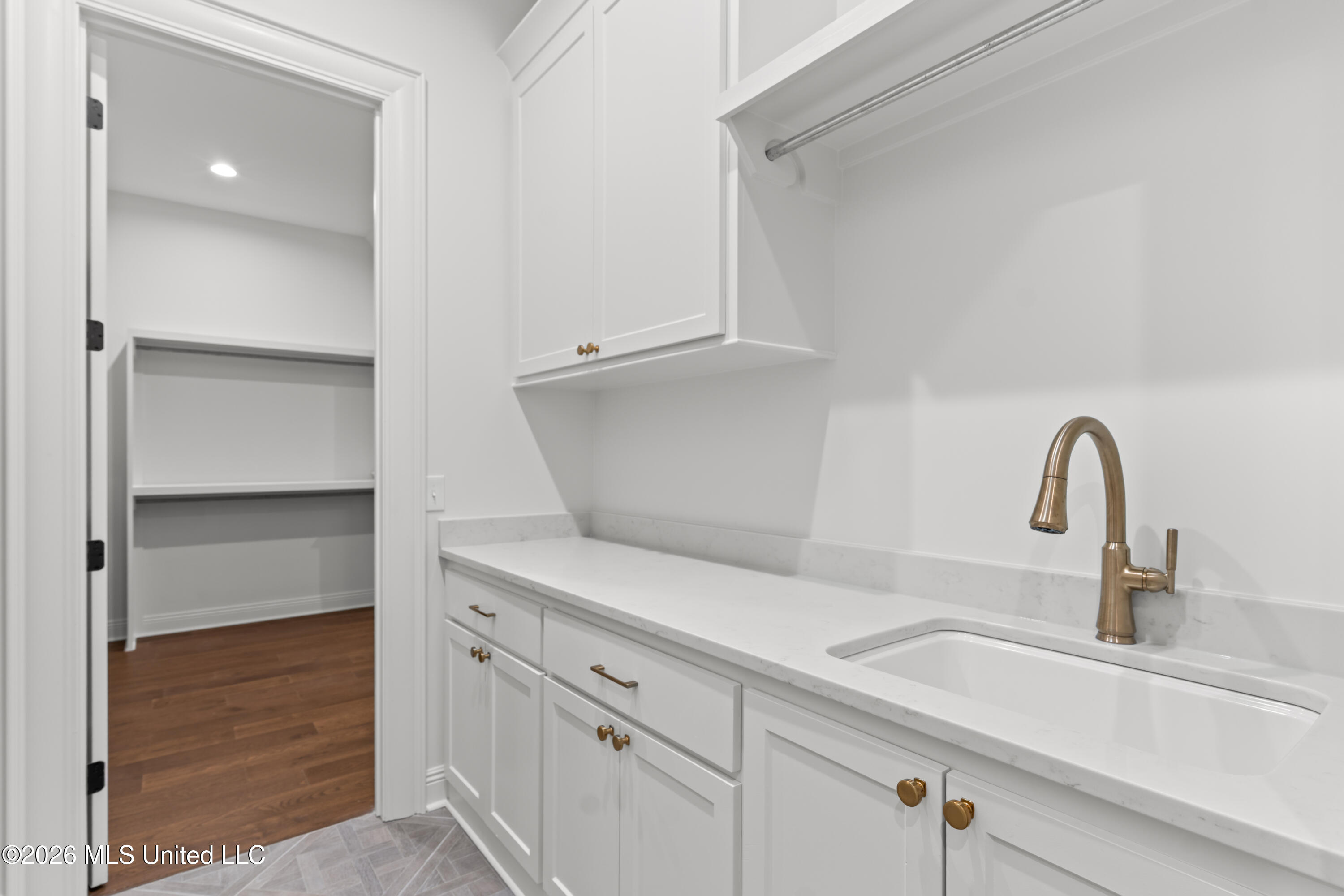 637 Big Valley Loop Property Photo 44
