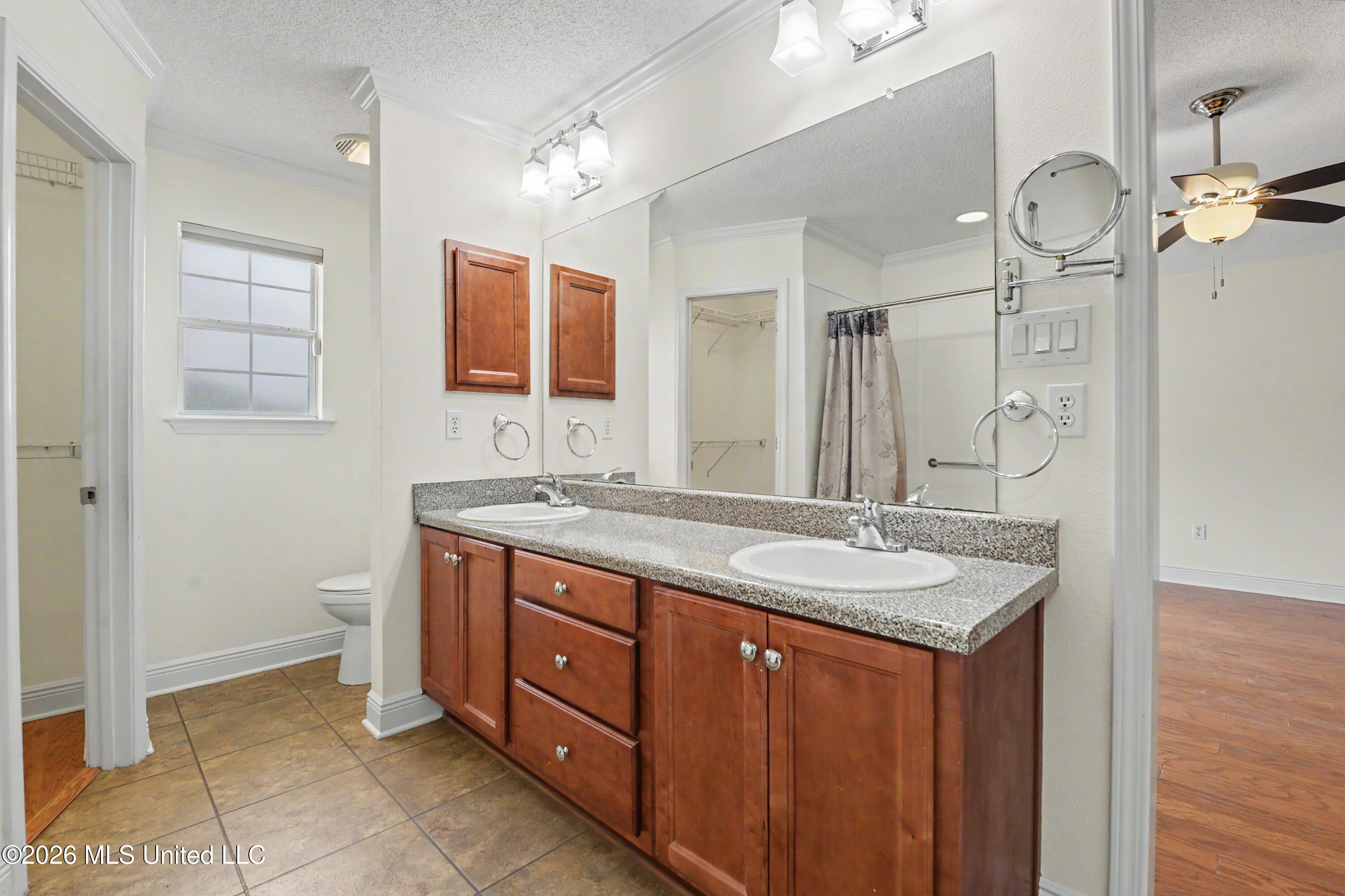17008 Date Palm Drive Property Photo 14