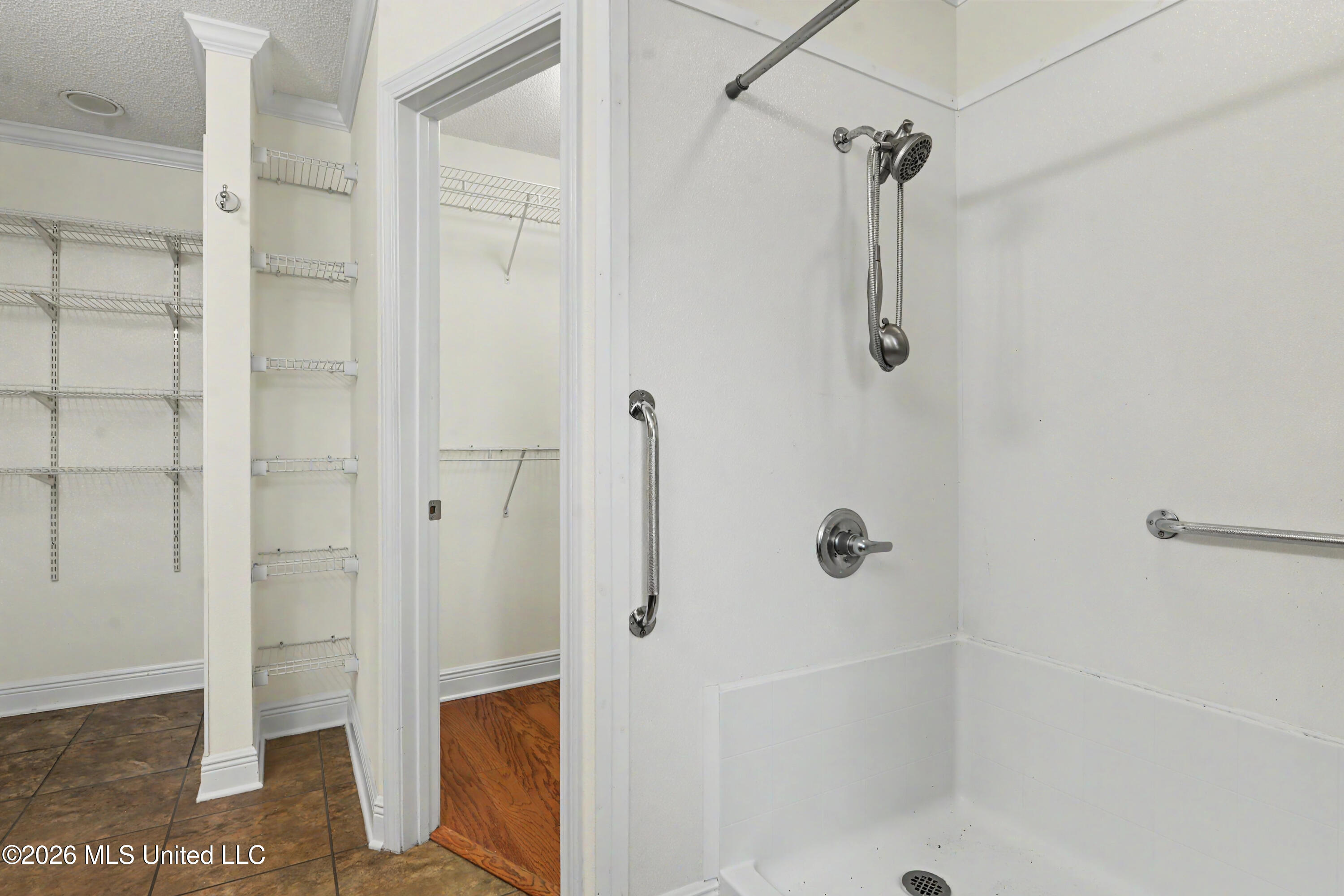 17008 Date Palm Drive Property Photo 15