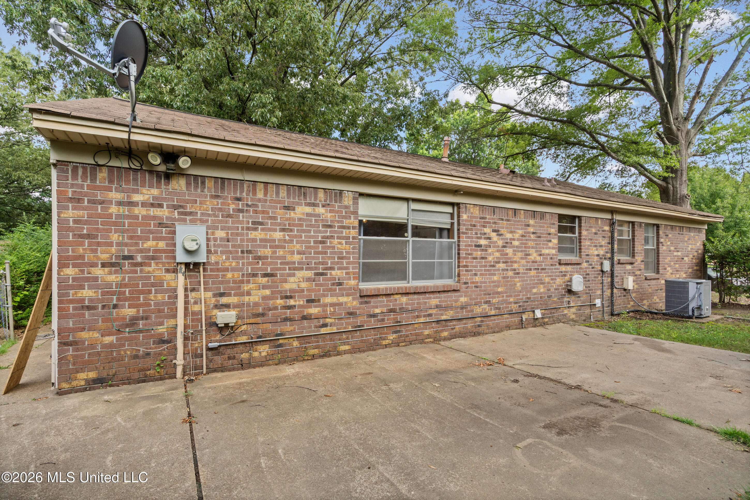 7792 Charleston Drive Property Photo 21