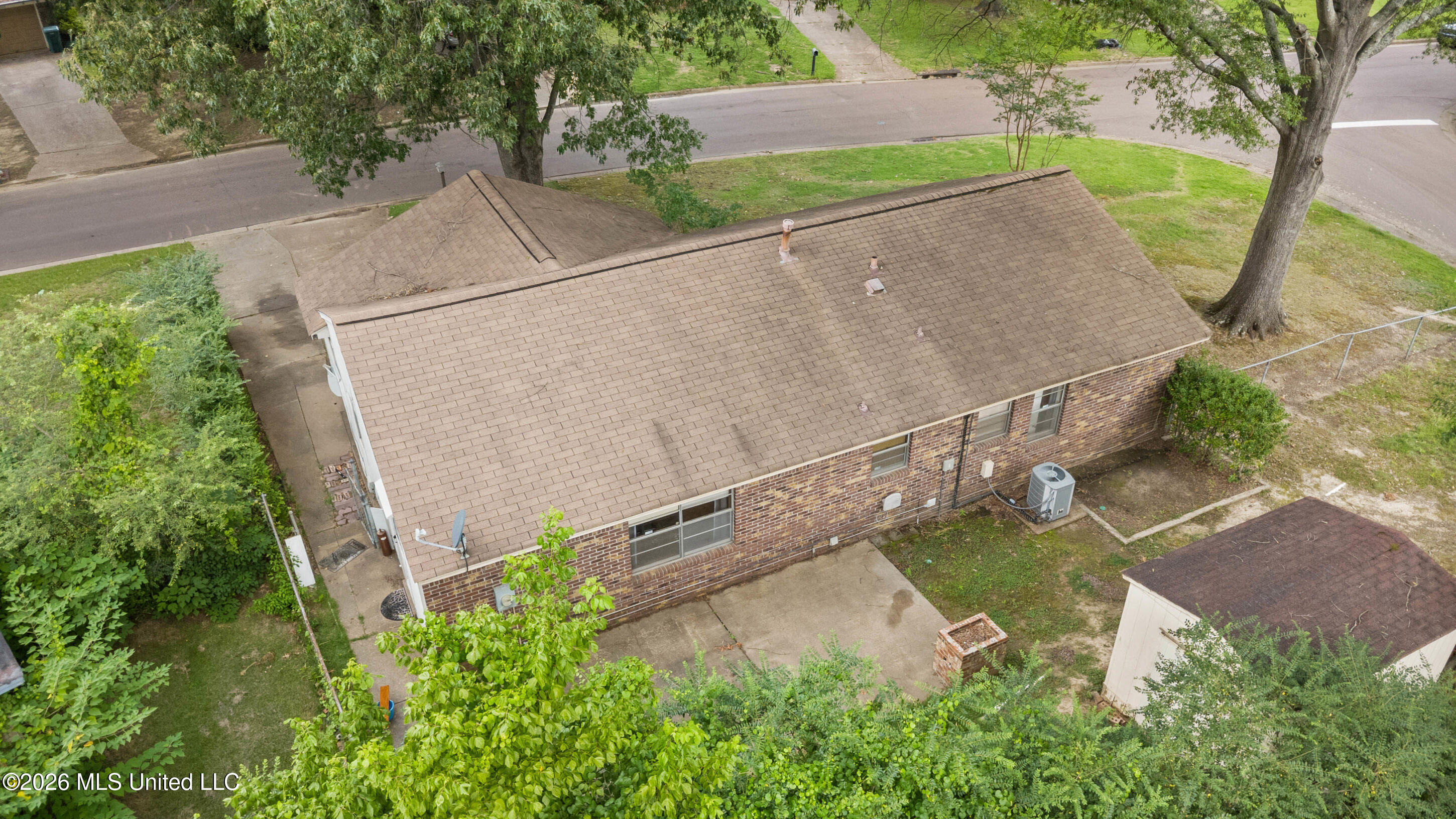 7792 Charleston Drive Property Photo 24