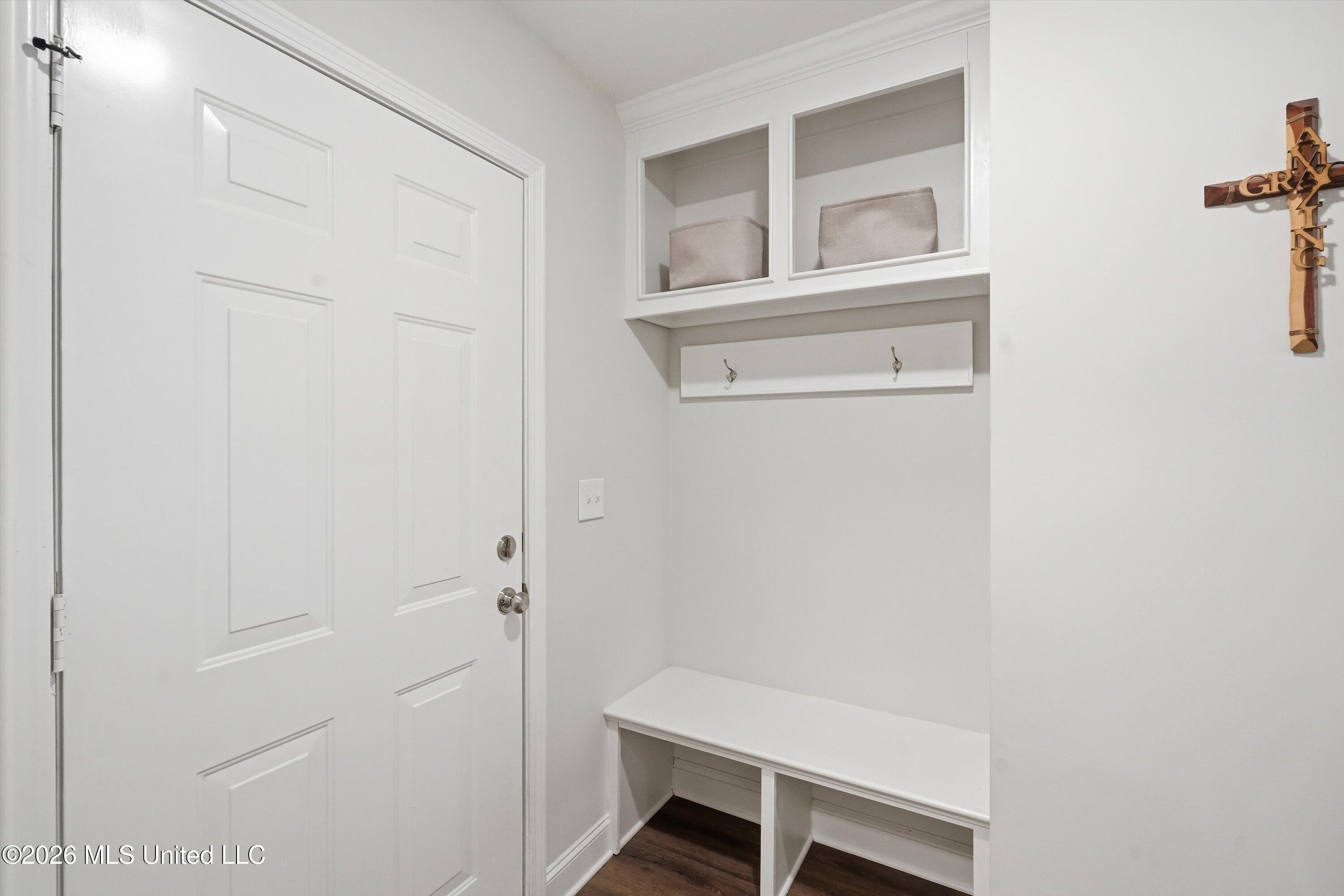 122 Jasmine Cove Drive Property Photo 15