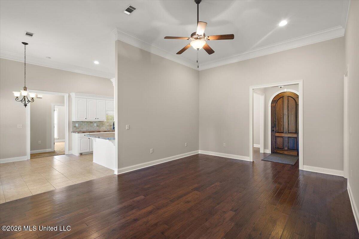 103 Rhemann Boulevard Property Photo 10