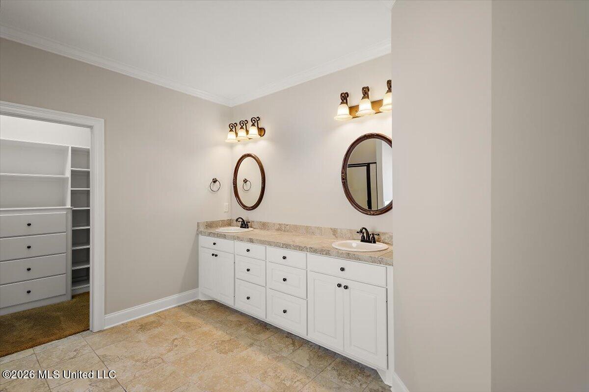 103 Rhemann Boulevard Property Photo 18