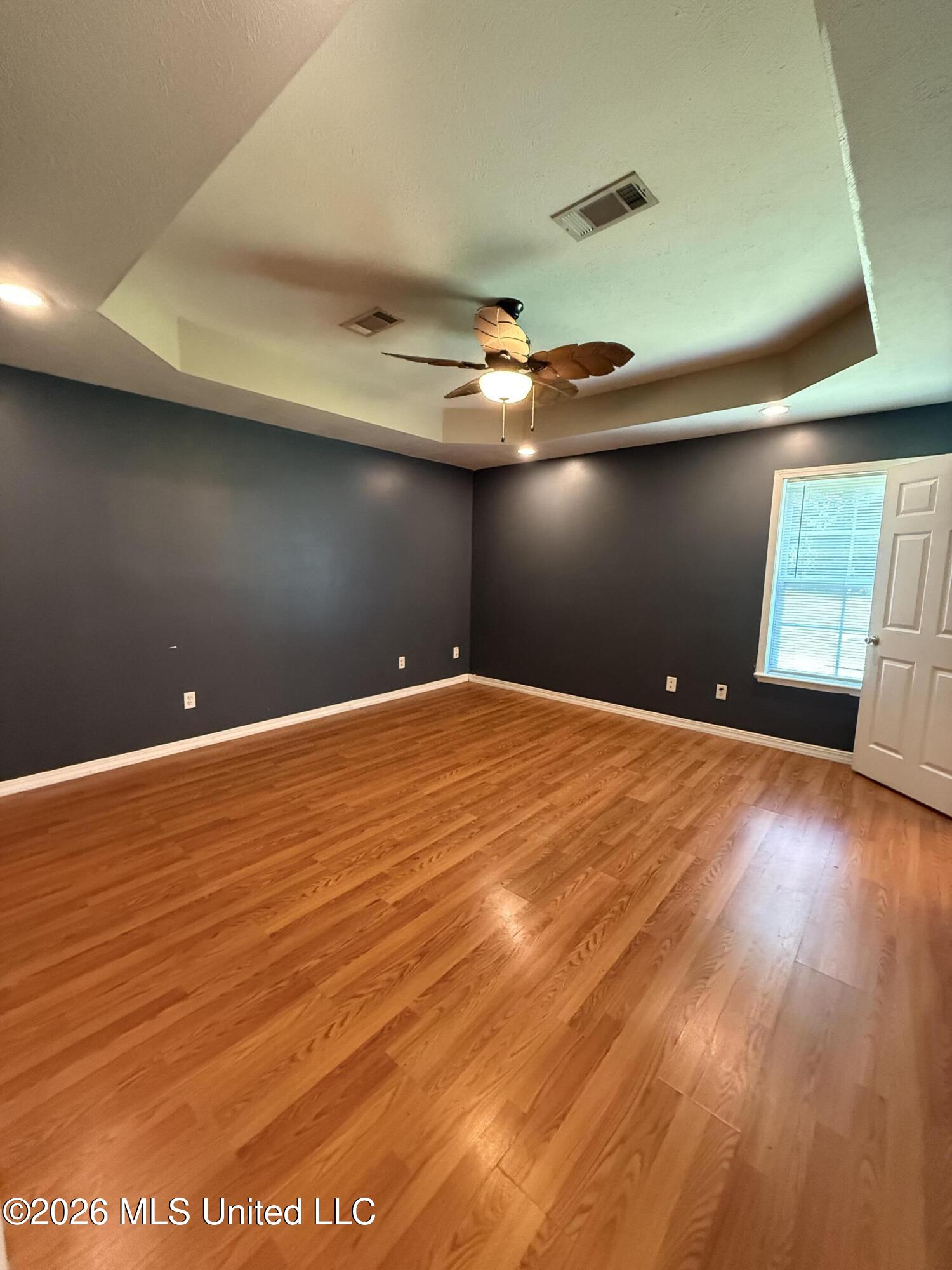 1359 Gloria Trl Ne Property Photo 14