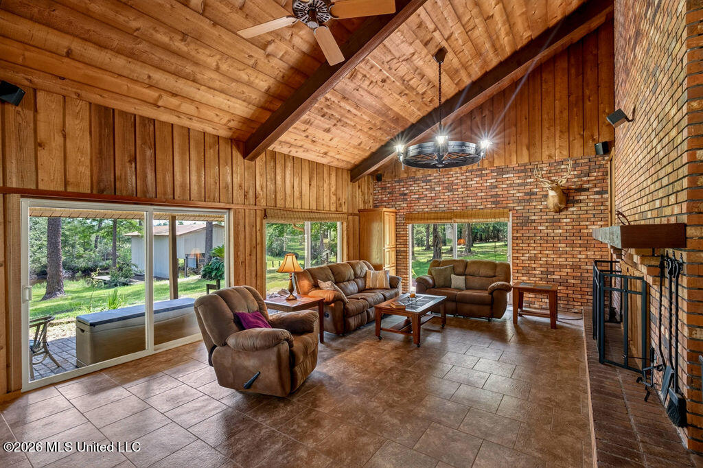 16100 Bayou Cocoa Point Property Photo 11