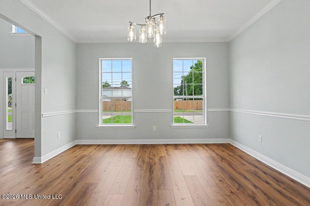 8218 Groveland Road Property Photo 12