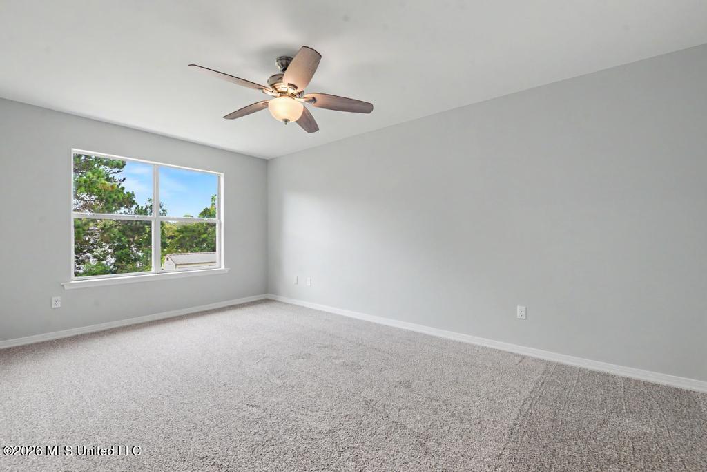 8218 Groveland Road Property Photo 18