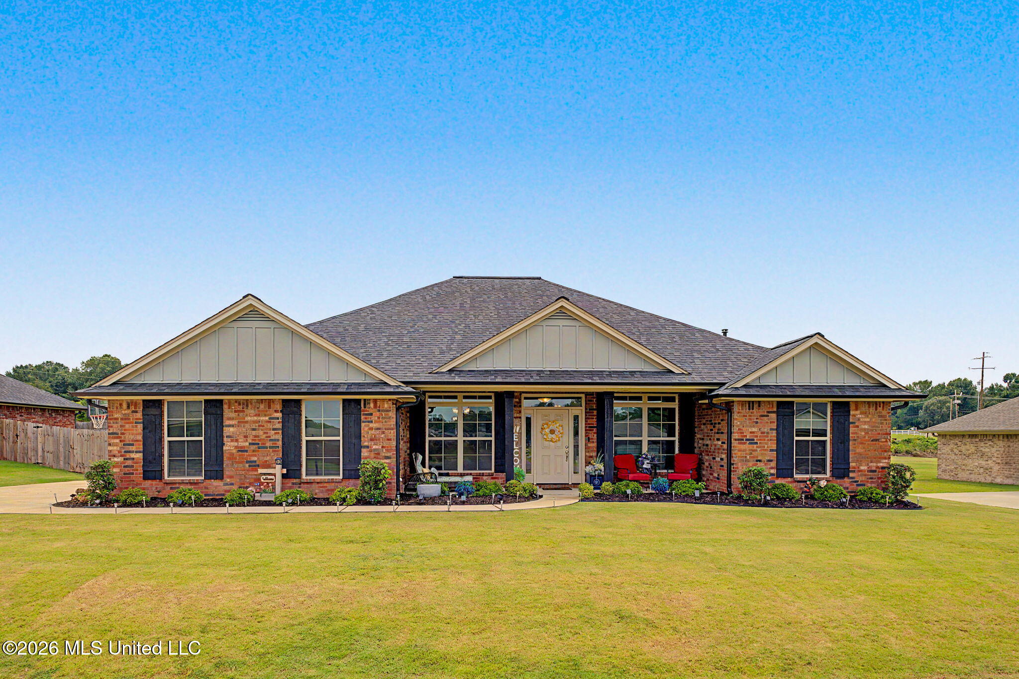 5933 Grove Lane Property Photo 3