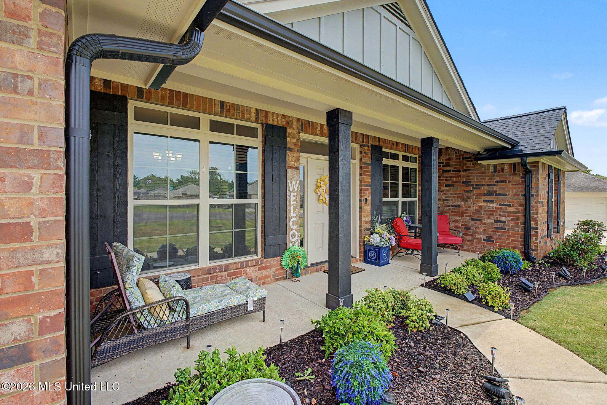 5933 Grove Lane Property Photo 6