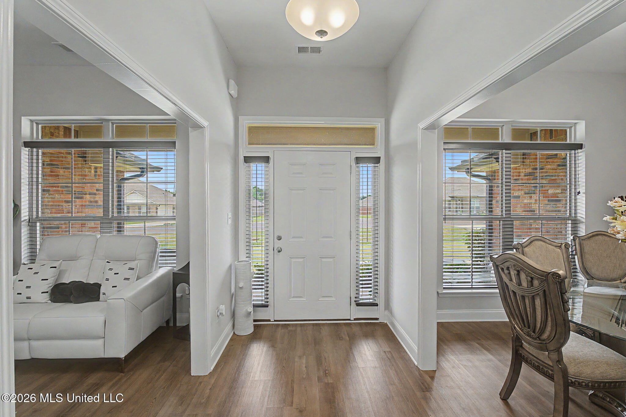 5933 Grove Lane Property Photo 7
