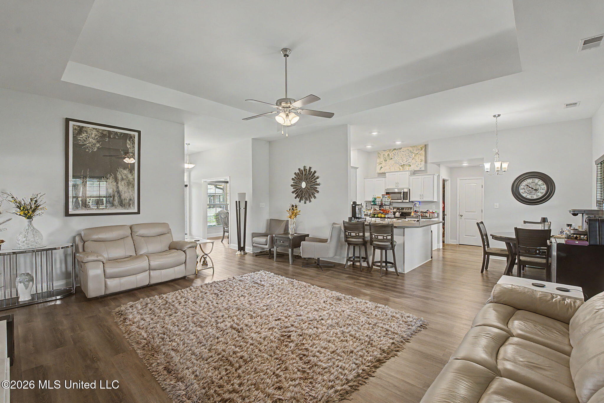 5933 Grove Lane Property Photo 10