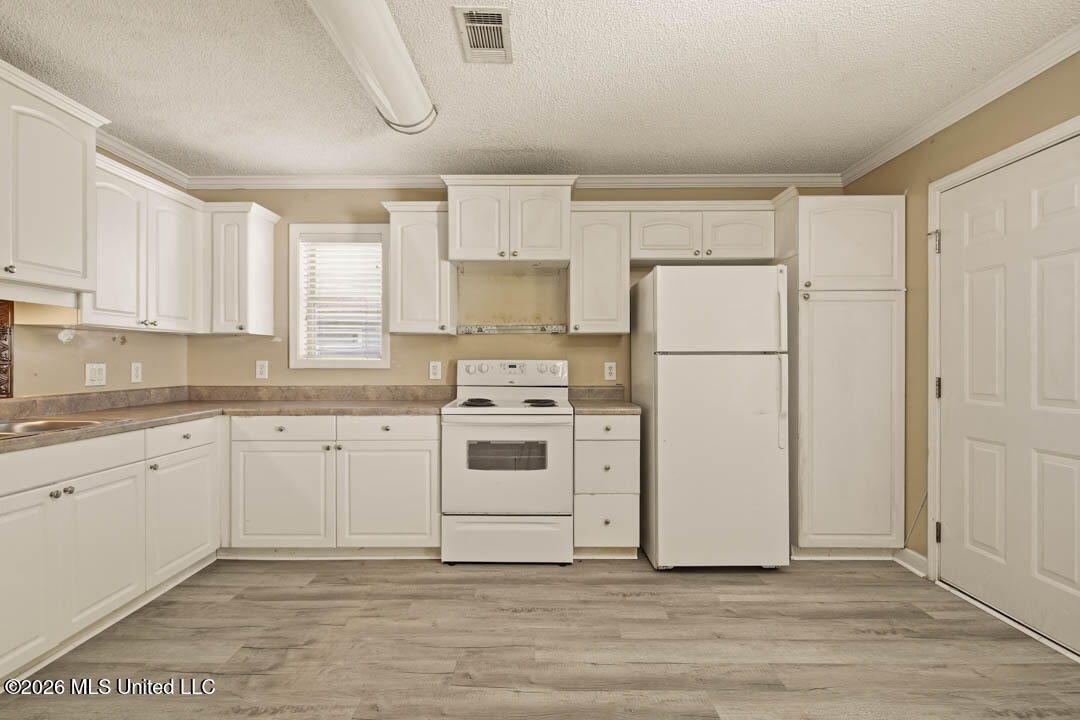 194 Hawthorne Drive Property Photo 11