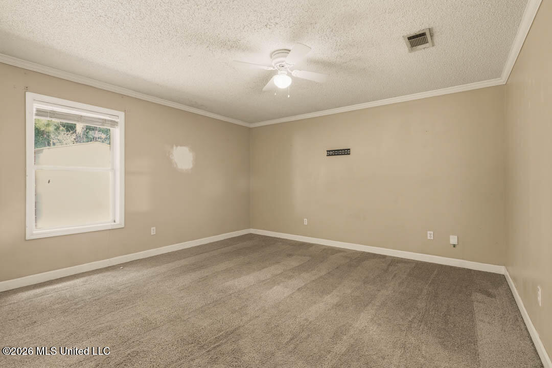 194 Hawthorne Drive Property Photo 13