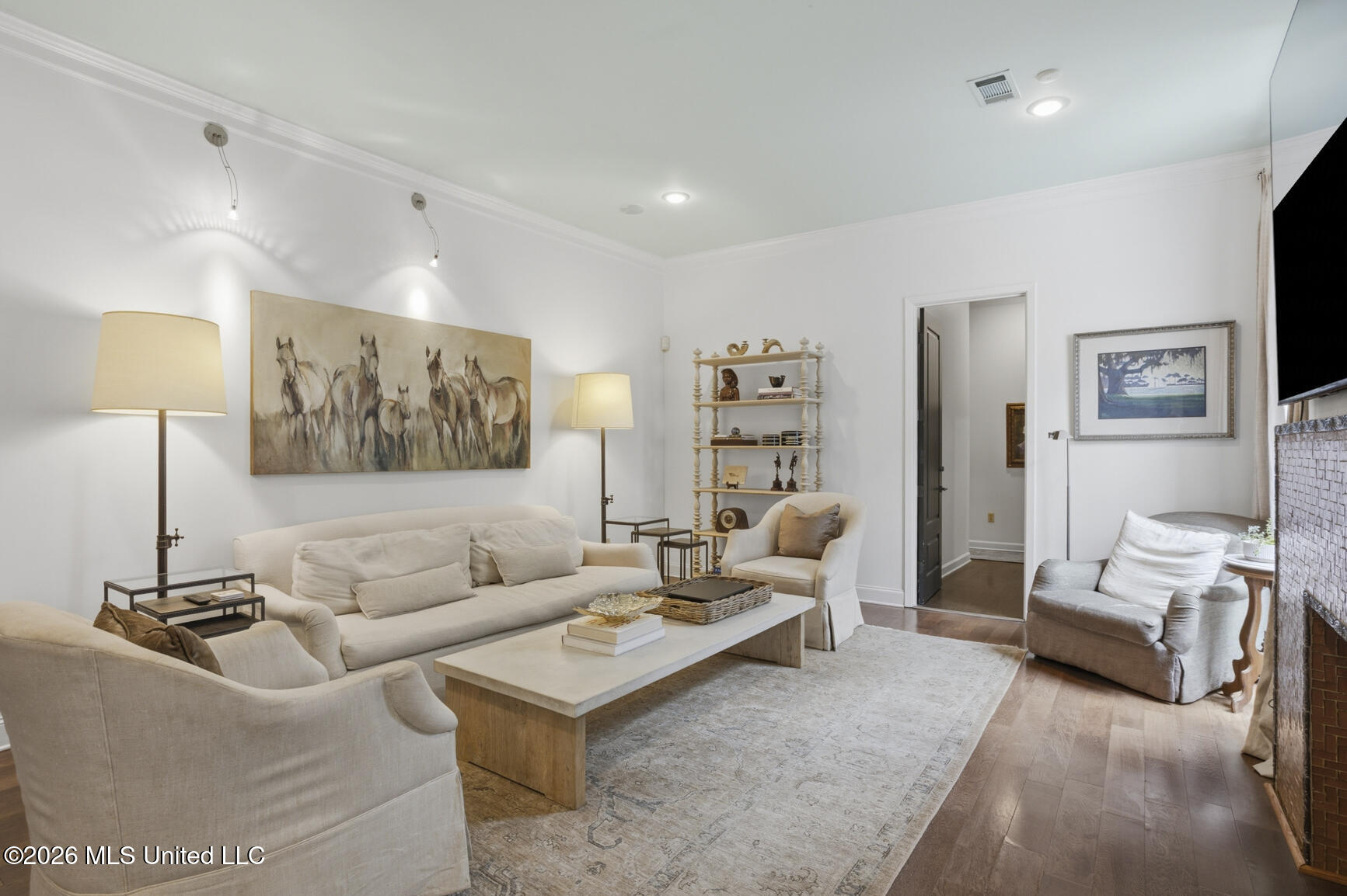 1 Carlyle Place Property Photo 3