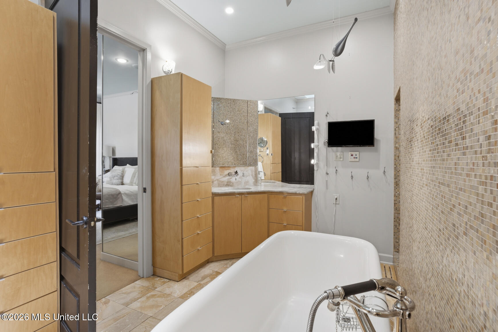 1 Carlyle Place Property Photo 20