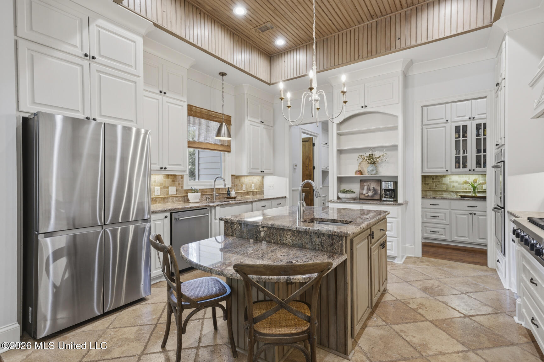 100 Cedar Woods Drive Property Photo 21