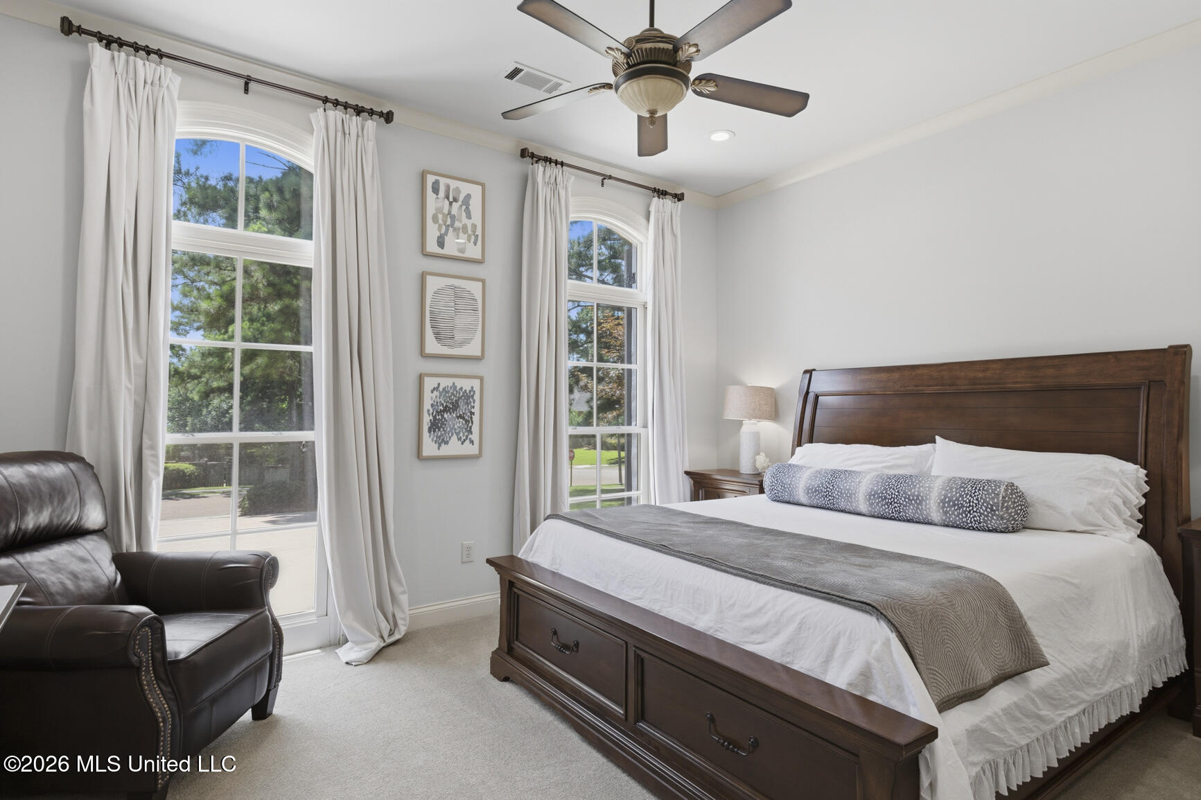 100 Cedar Woods Drive Property Photo 33