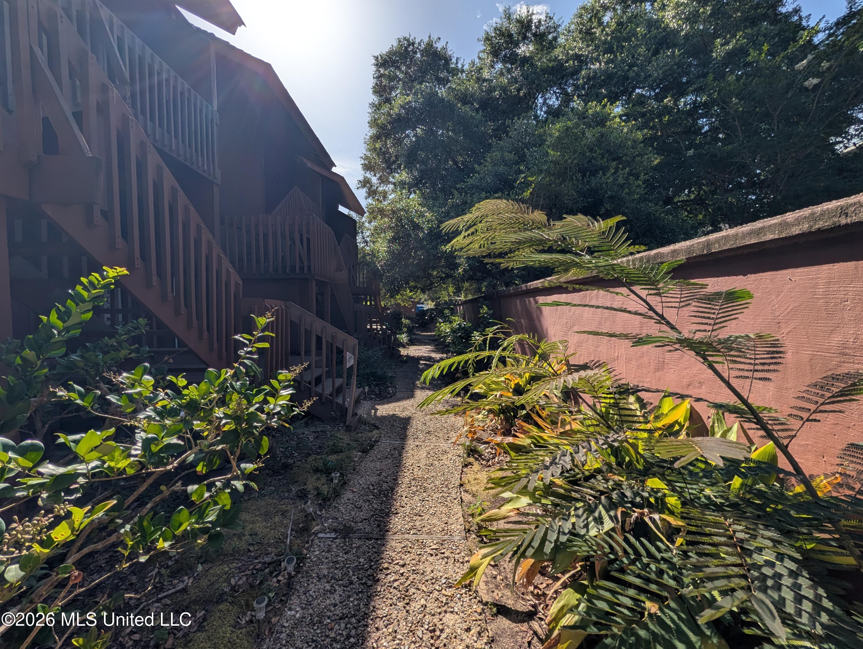 232 Lakeside Villla Property Photo 6