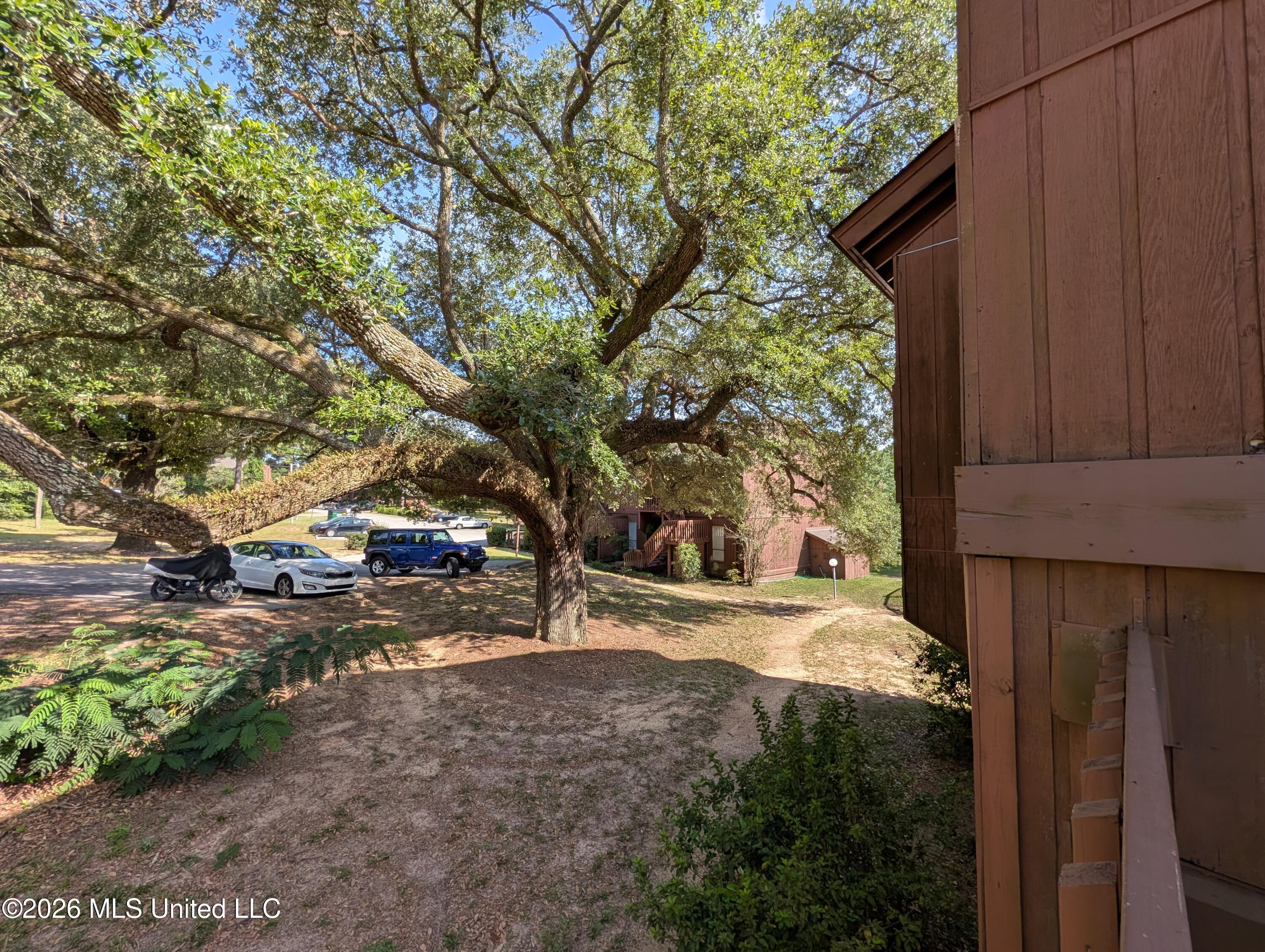 232 Lakeside Villla Property Photo 8