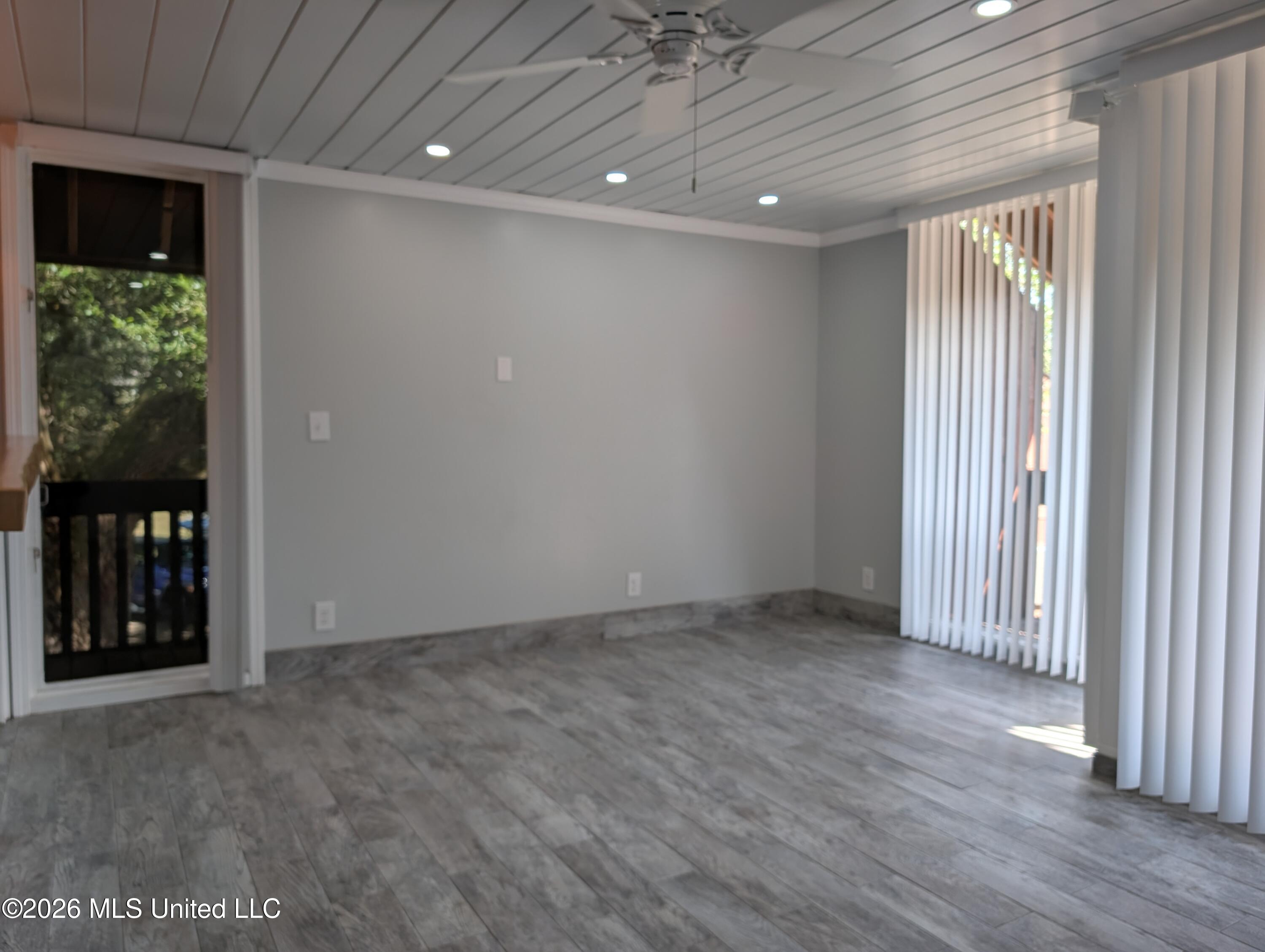 232 Lakeside Villla Property Photo 11