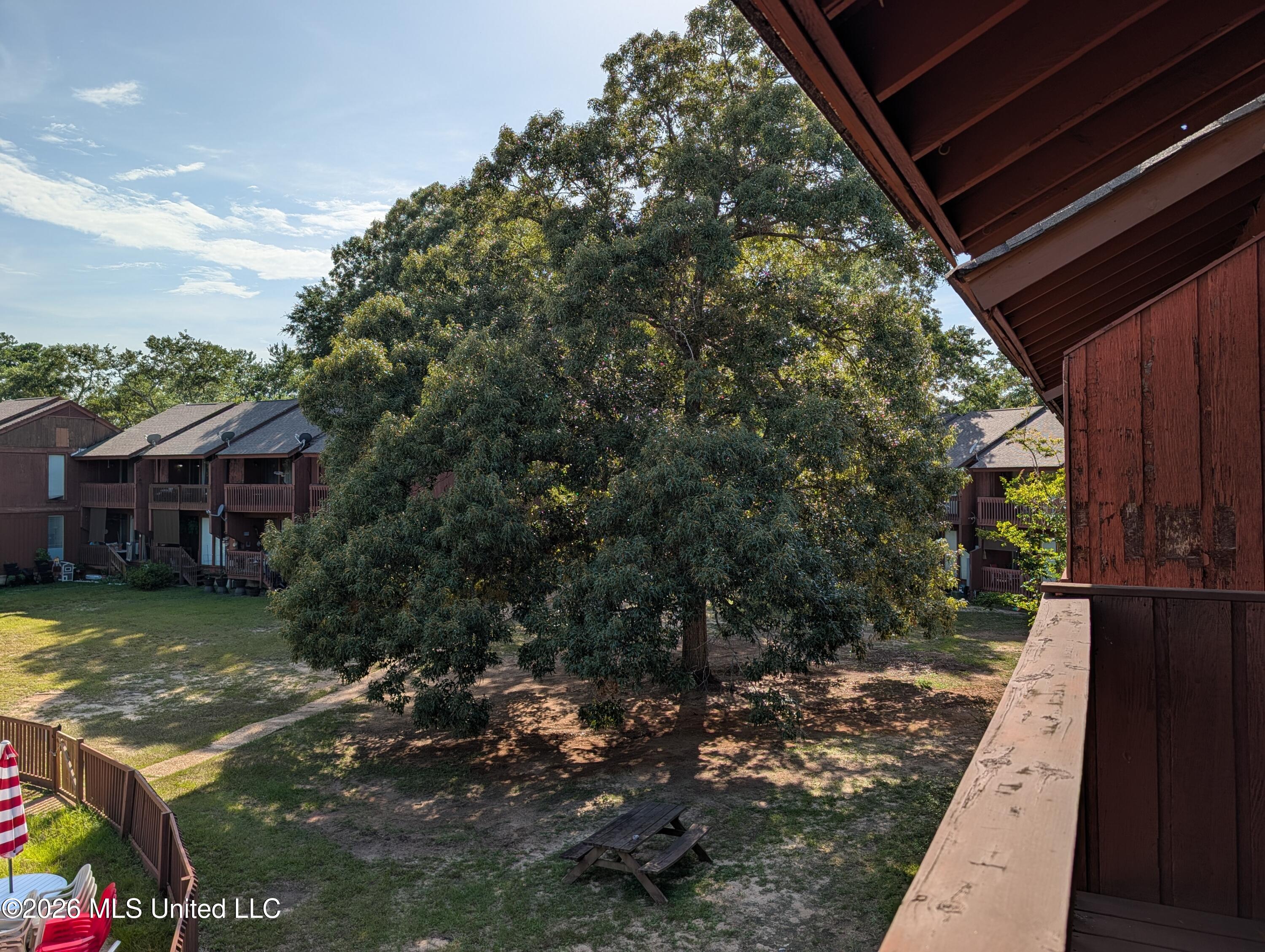 232 Lakeside Villla Property Photo 38