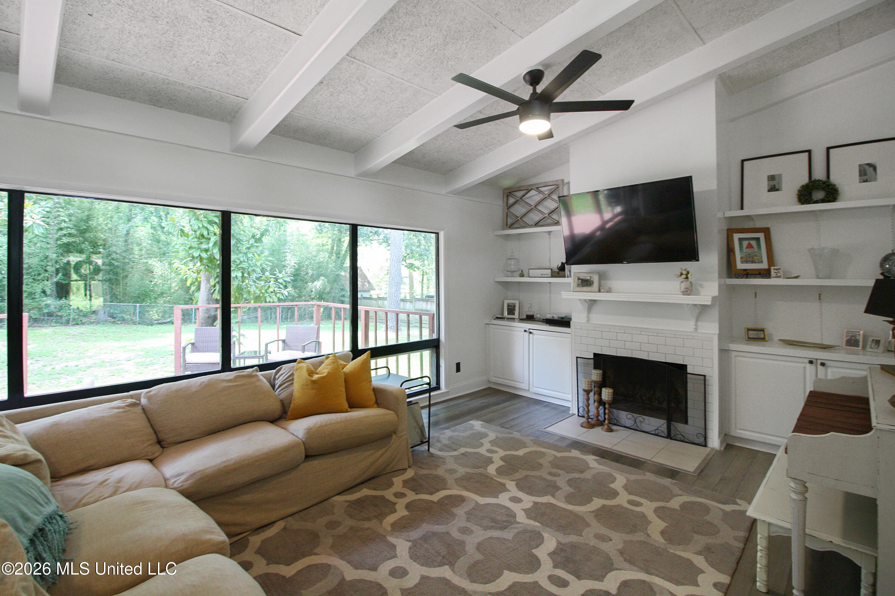 4038 Berkley Drive Property Photo 6