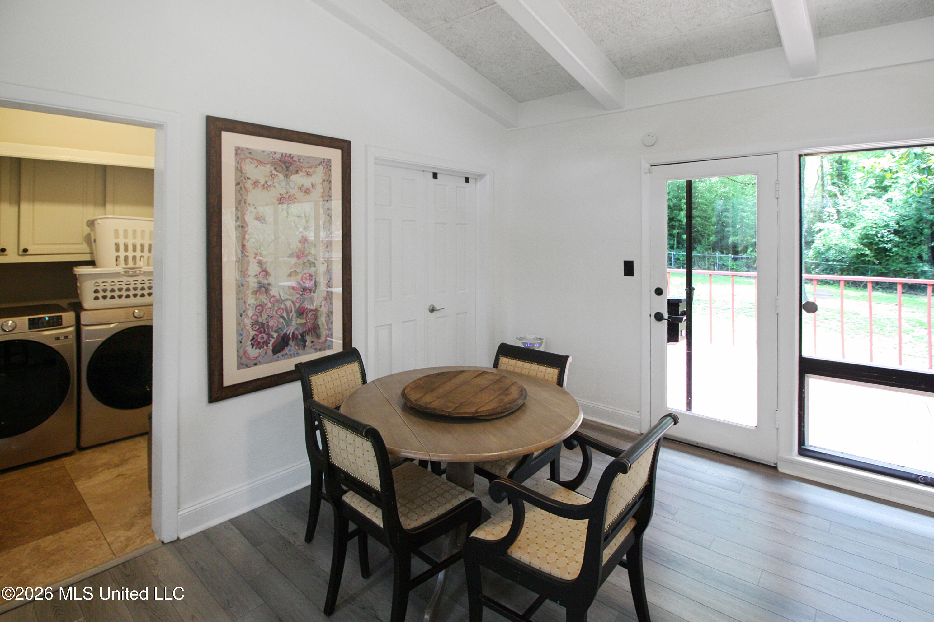 4038 Berkley Drive Property Photo 17