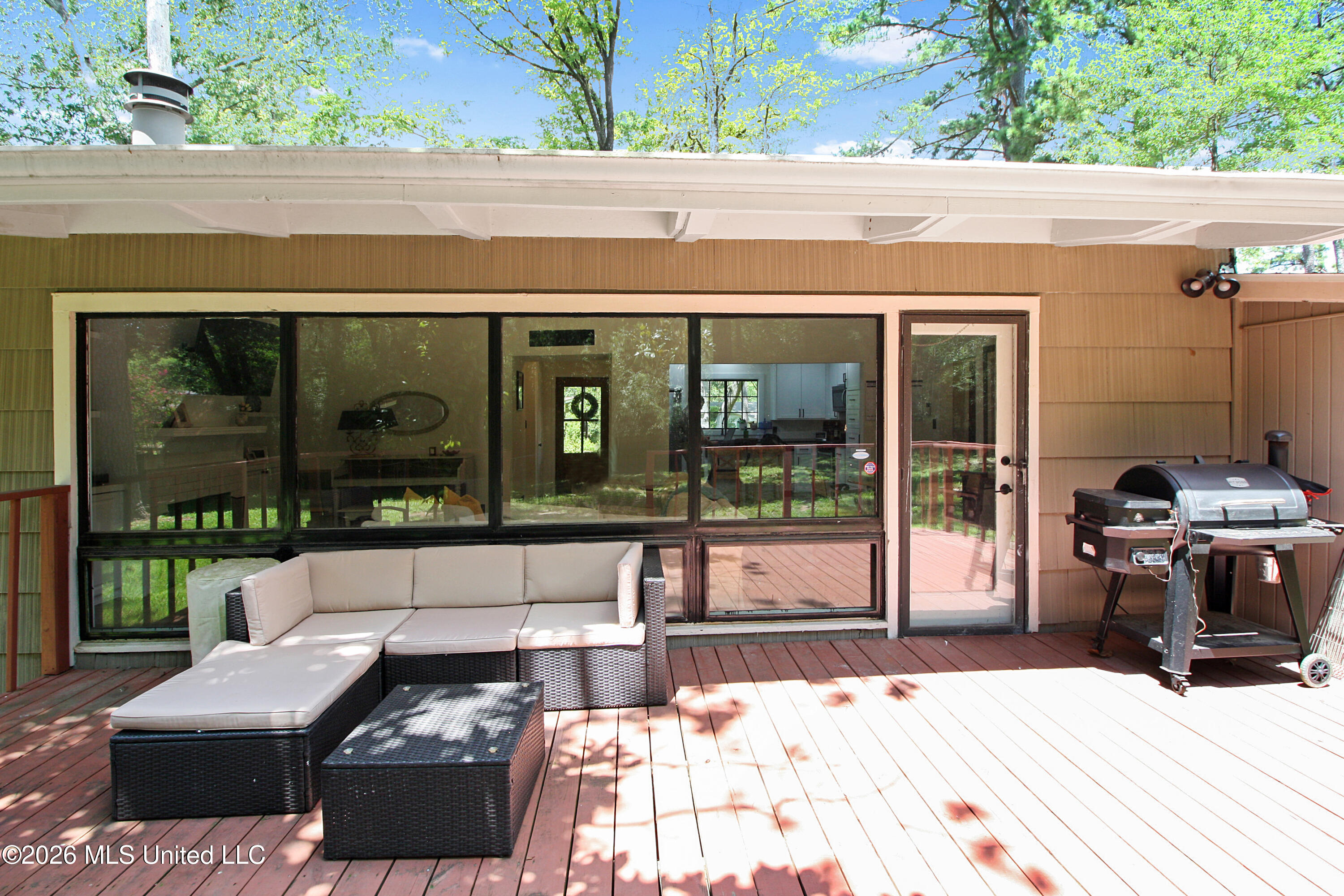 4038 Berkley Drive Property Photo 35