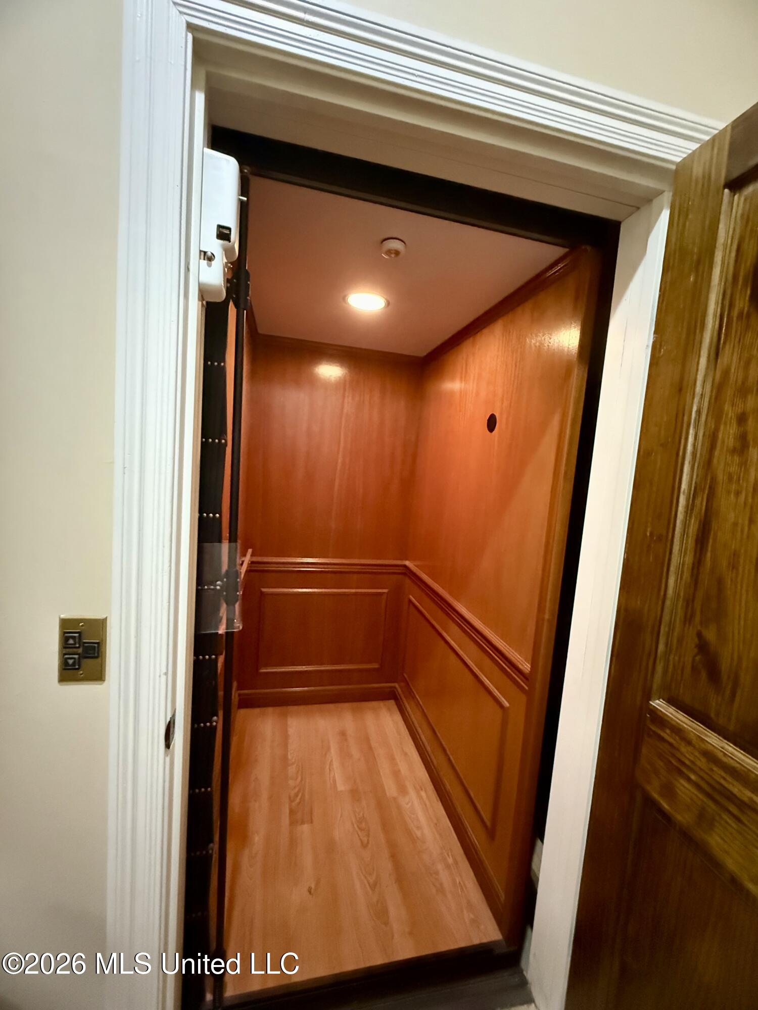 1237 Ms-35 Property Photo 21