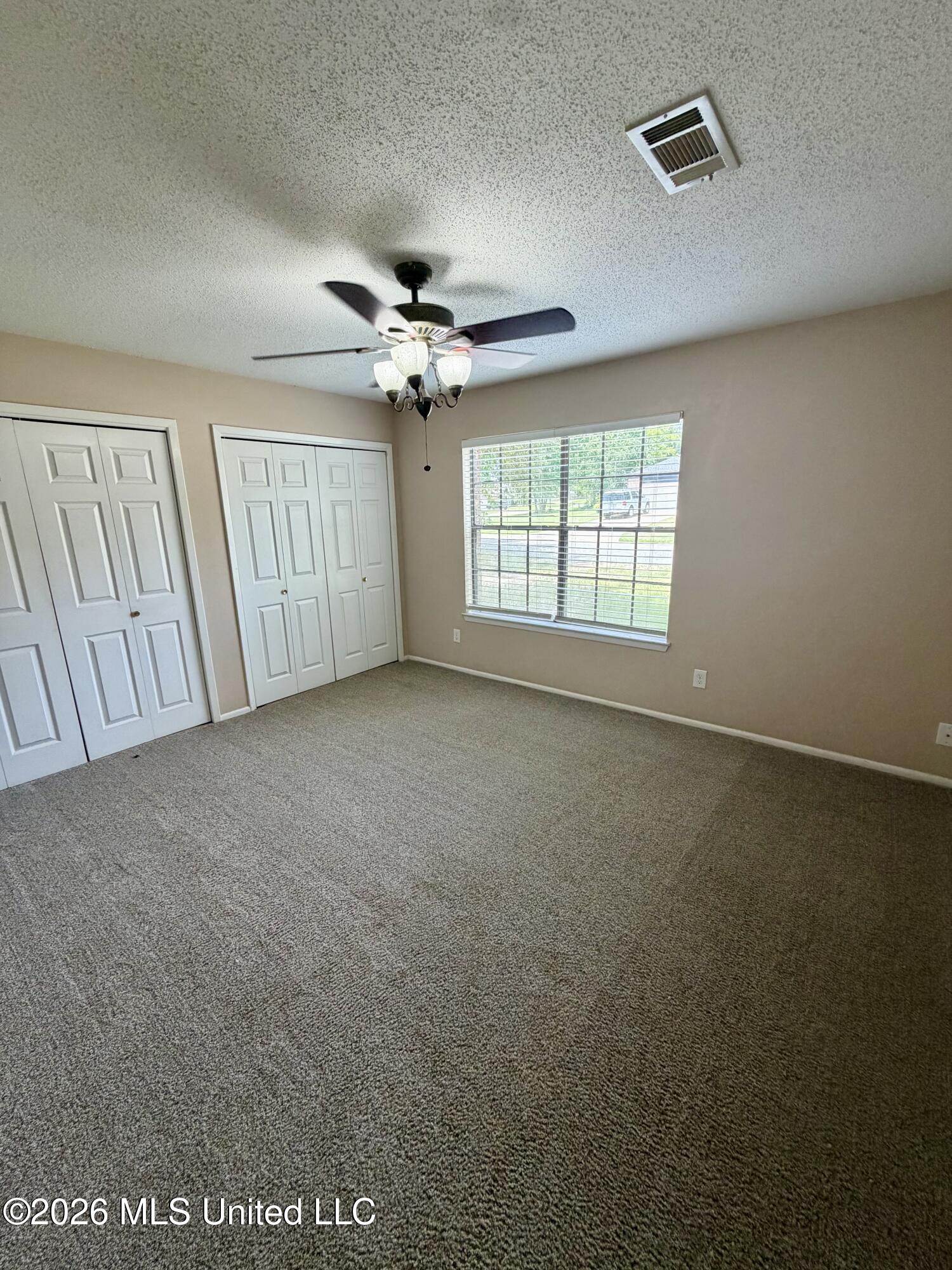 12 Joanna Lane Property Photo 7
