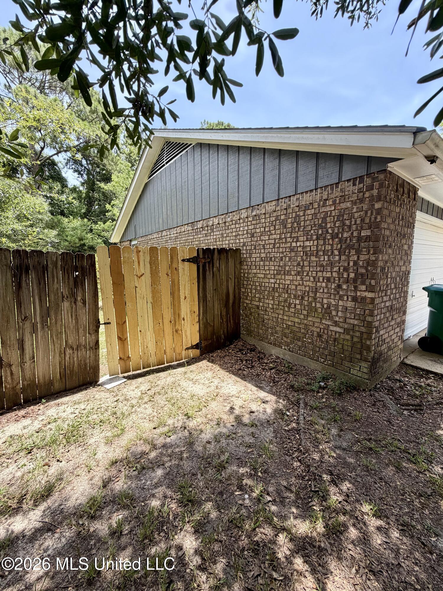 12 Joanna Lane Property Photo 13