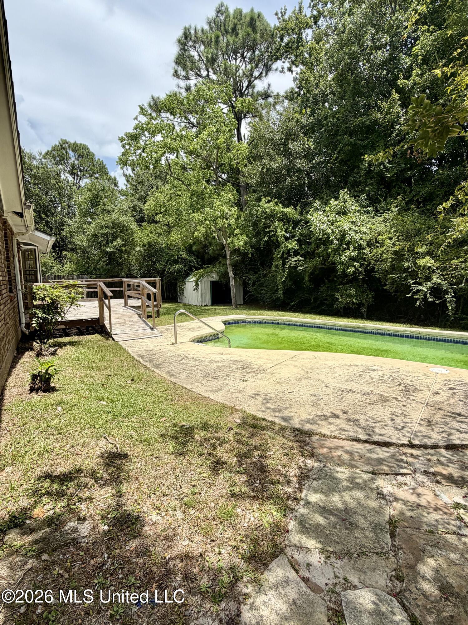 12 Joanna Lane Property Photo 16
