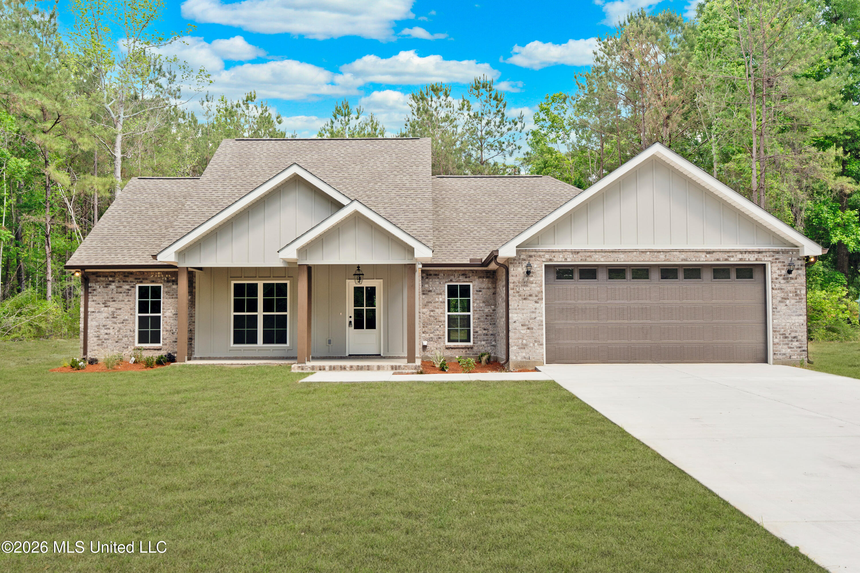 108 Hickory Ridge Drive Property Photo 3