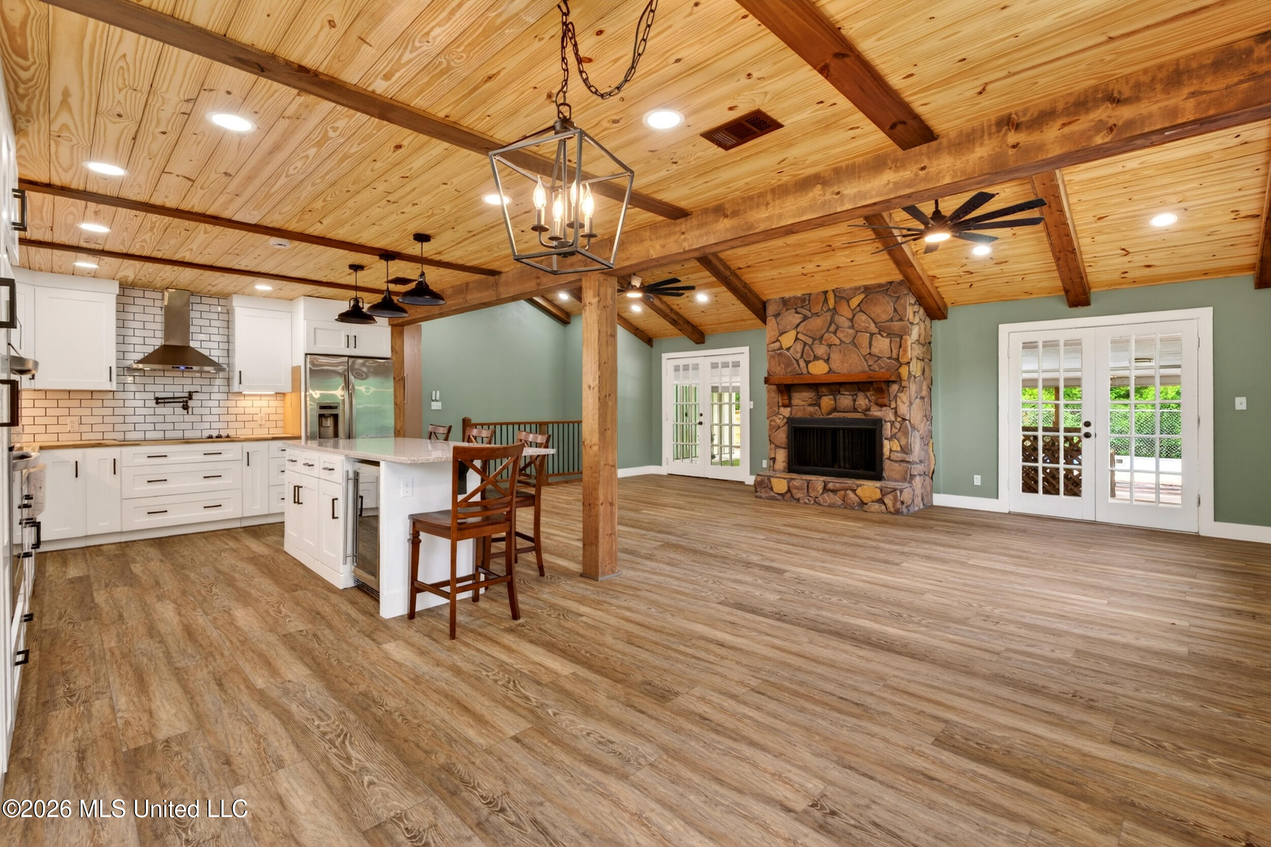 606 Briarwood Lane Property Photo 43