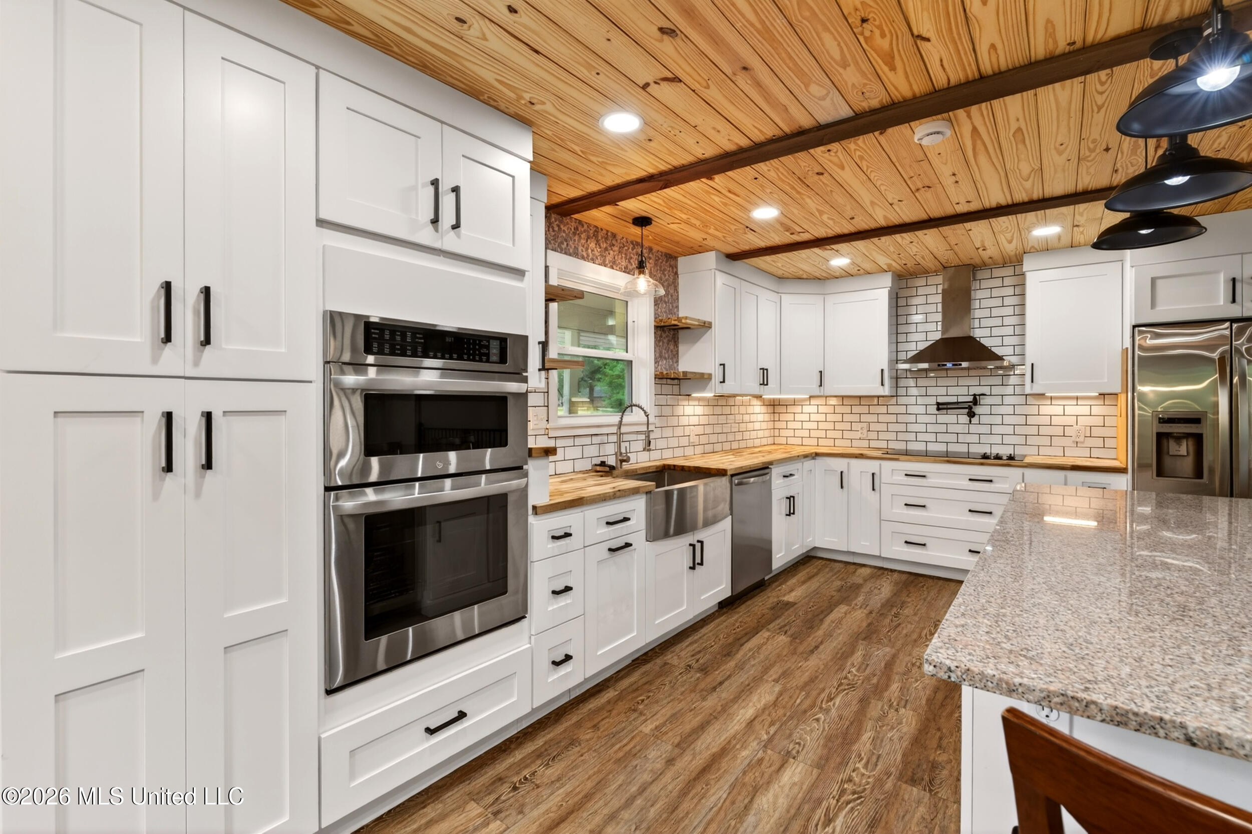 606 Briarwood Lane Property Photo 45