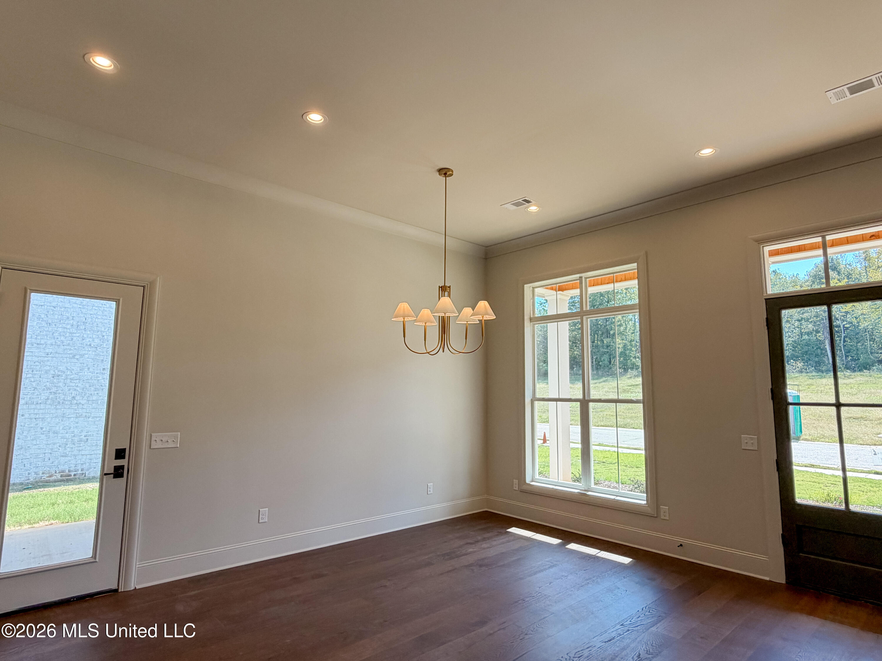 108 Huxley Drive Property Photo 5