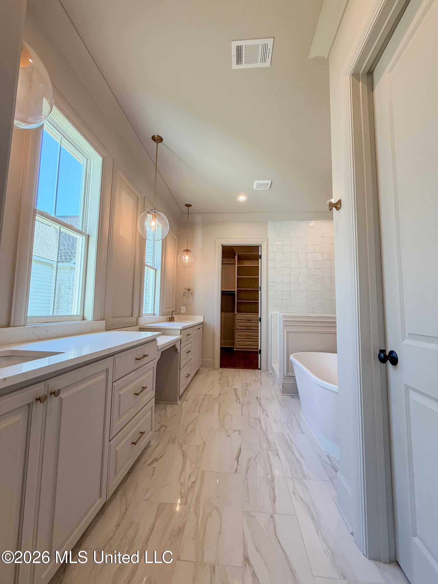 108 Huxley Drive Property Photo 13