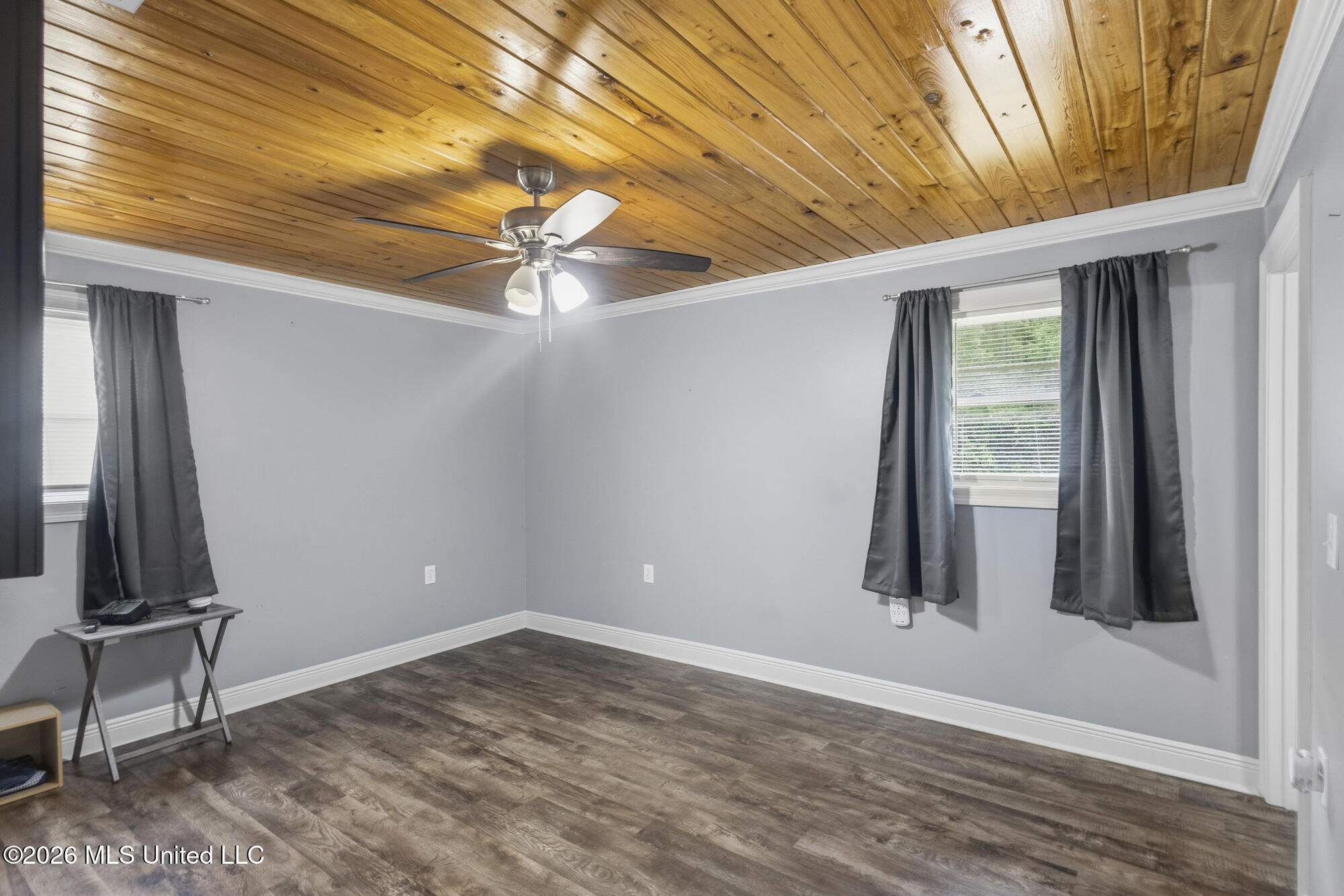 918 Zetus Road Property Photo 8