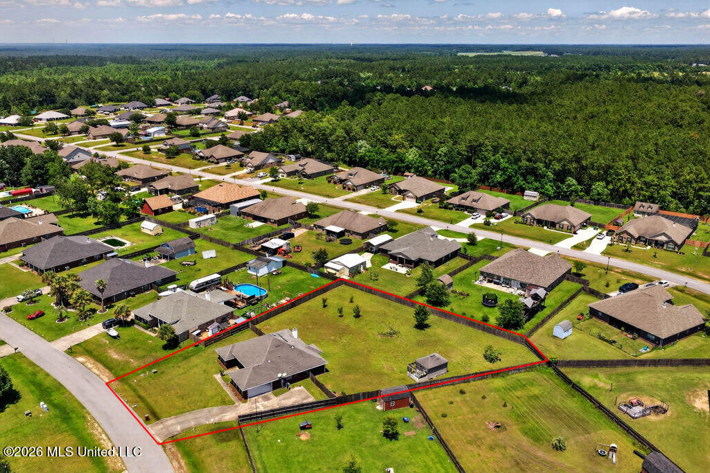 10152 Lake Forest Drive Property Photo 31